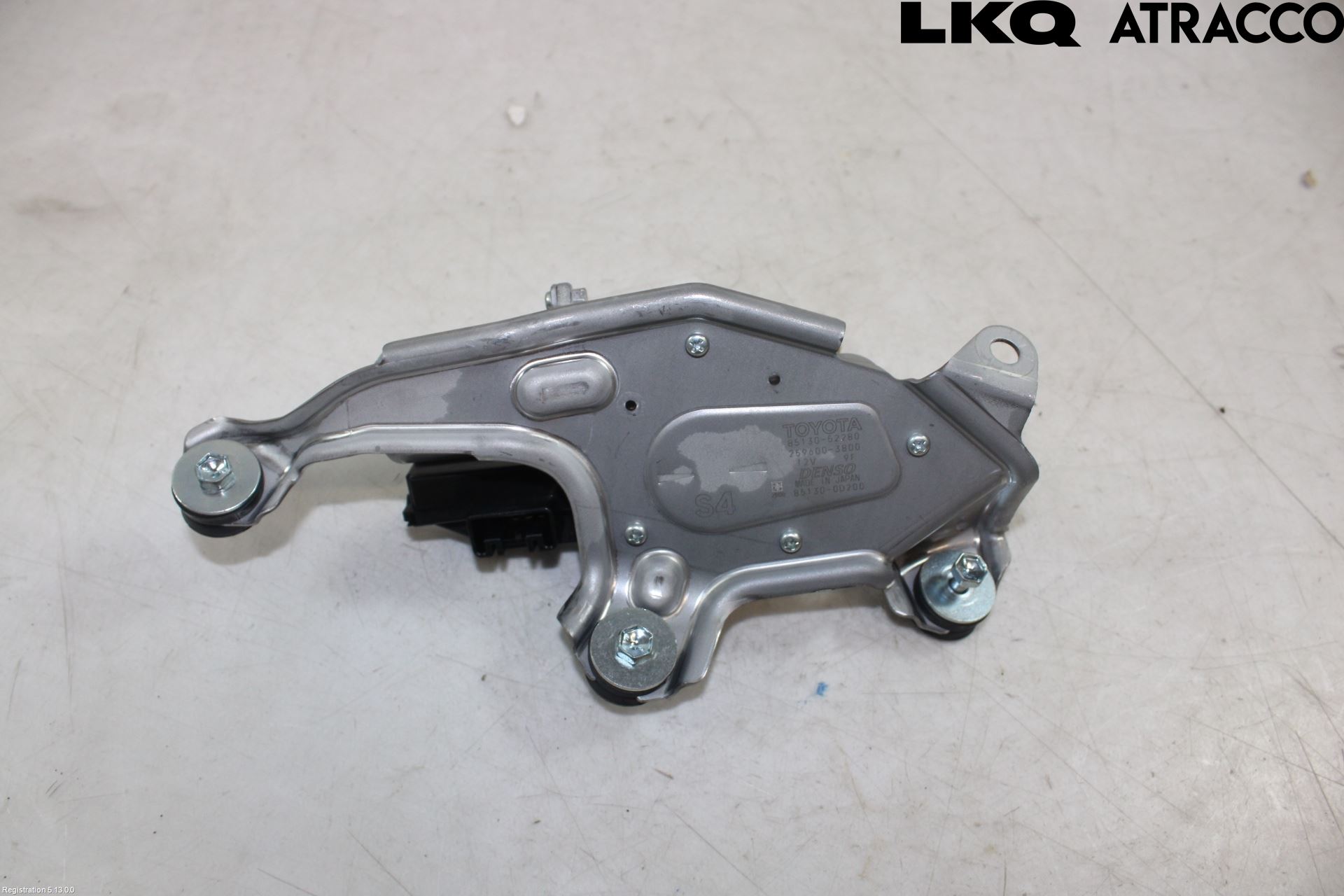 Toyota YARIS CROSS XP21 21- Viskermotor Bakluke