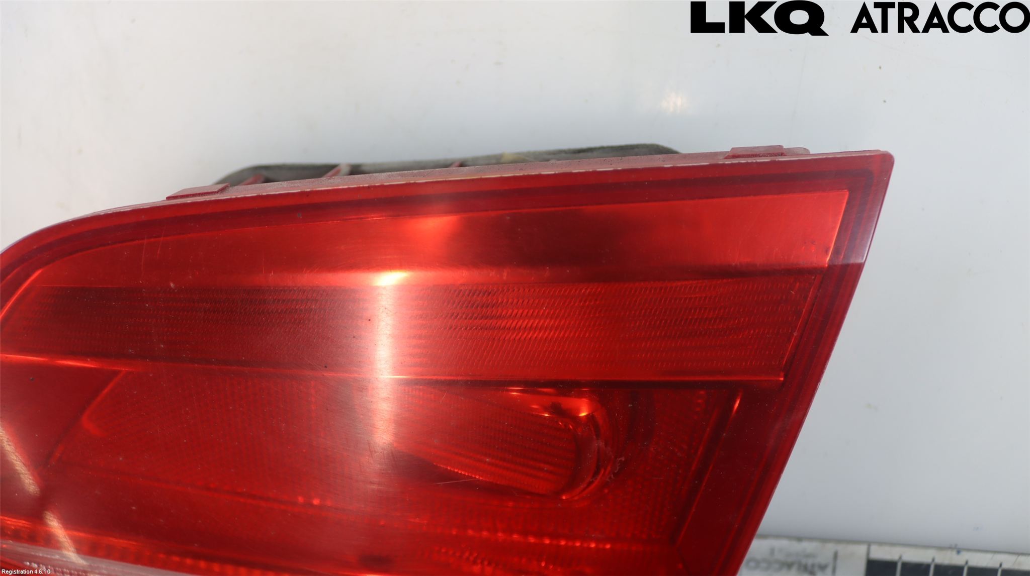 Volkswagen VW PASSAT 11-14 Baklykt Høyre  På Luke(Indre)