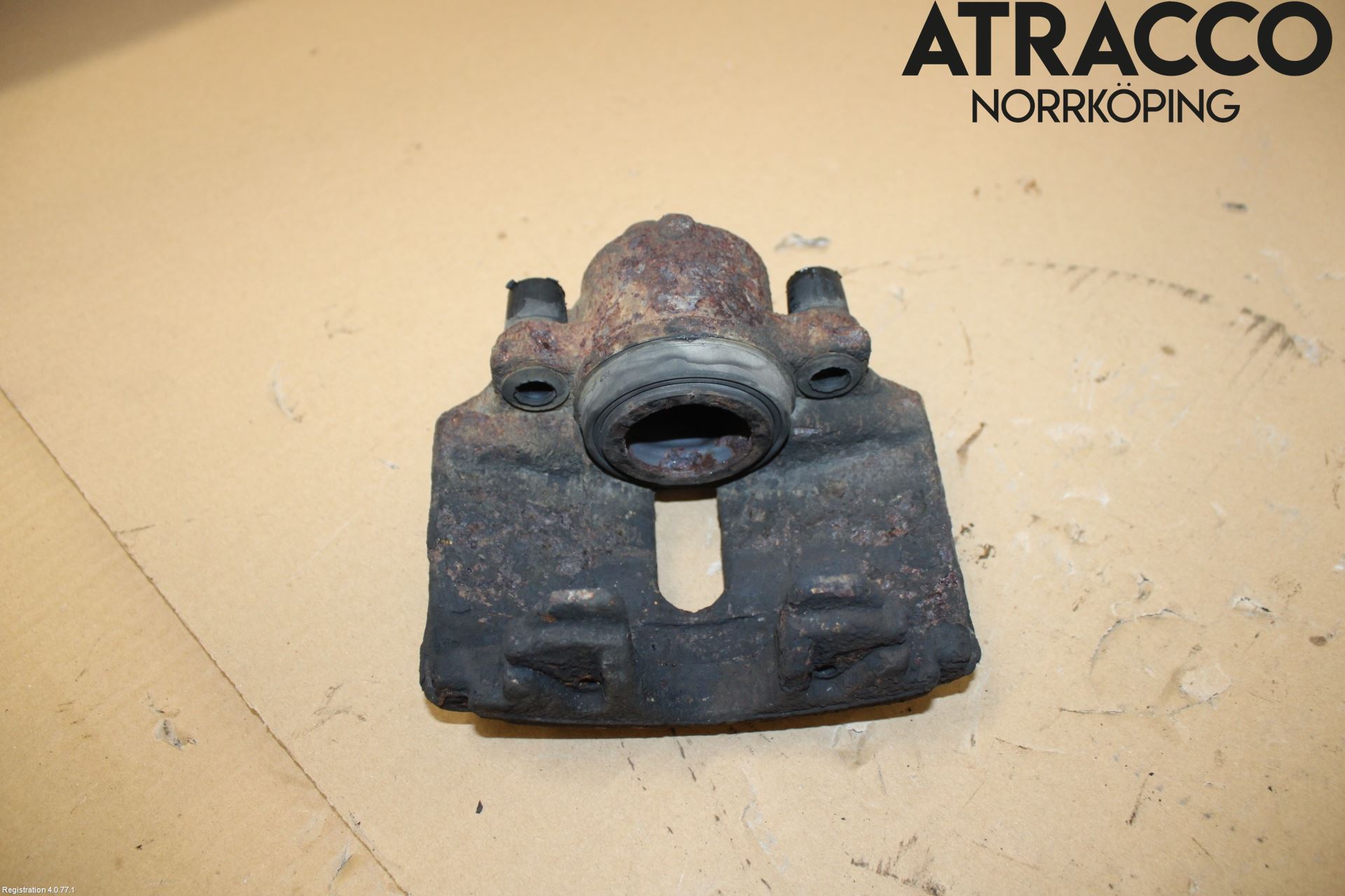 Volkswagen VW CADDY      04-10 Bremsecaliper Foran Venstre
