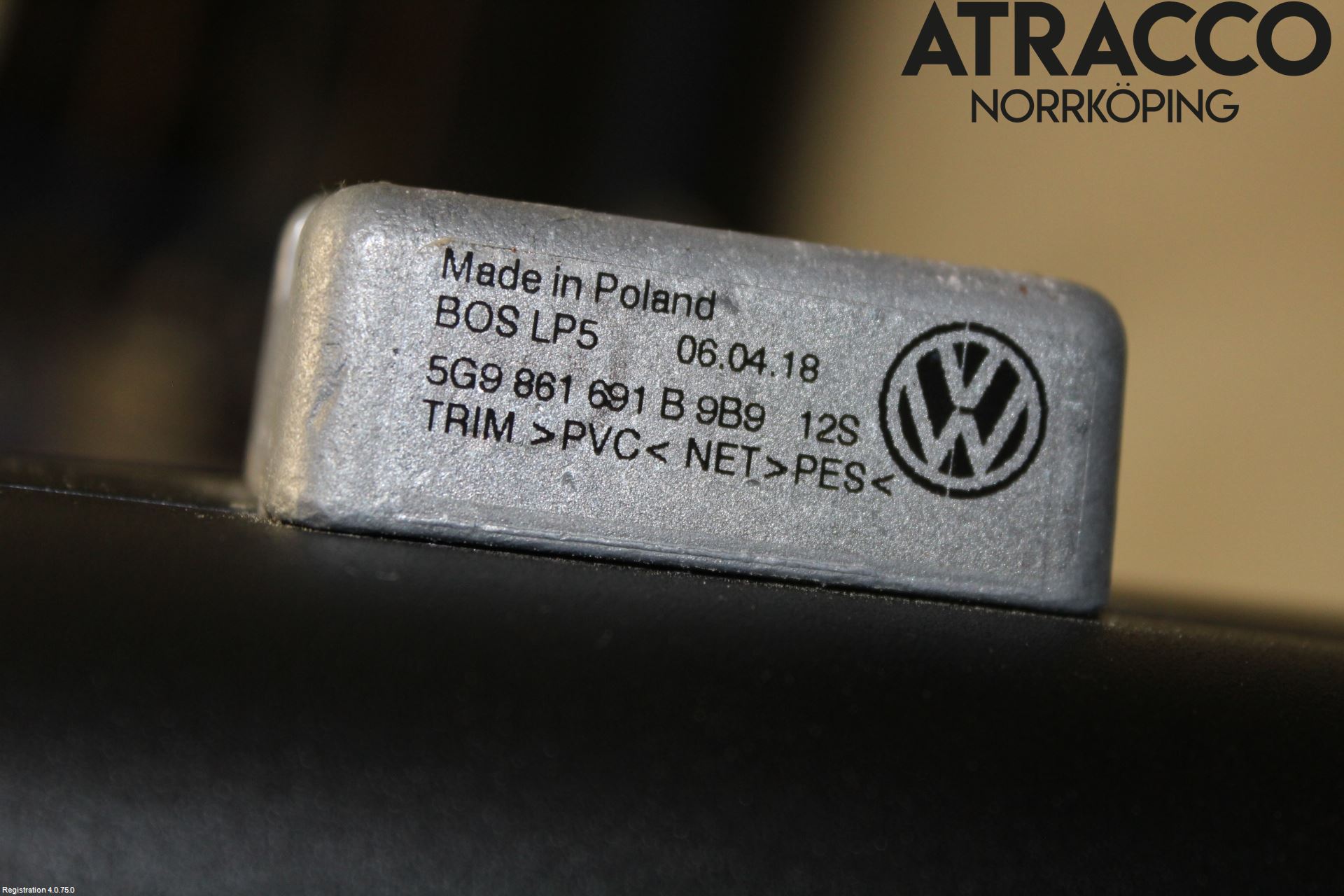 Volkswagen VW GOLF / E-GOLF VII 13-20 Innr Lastenett