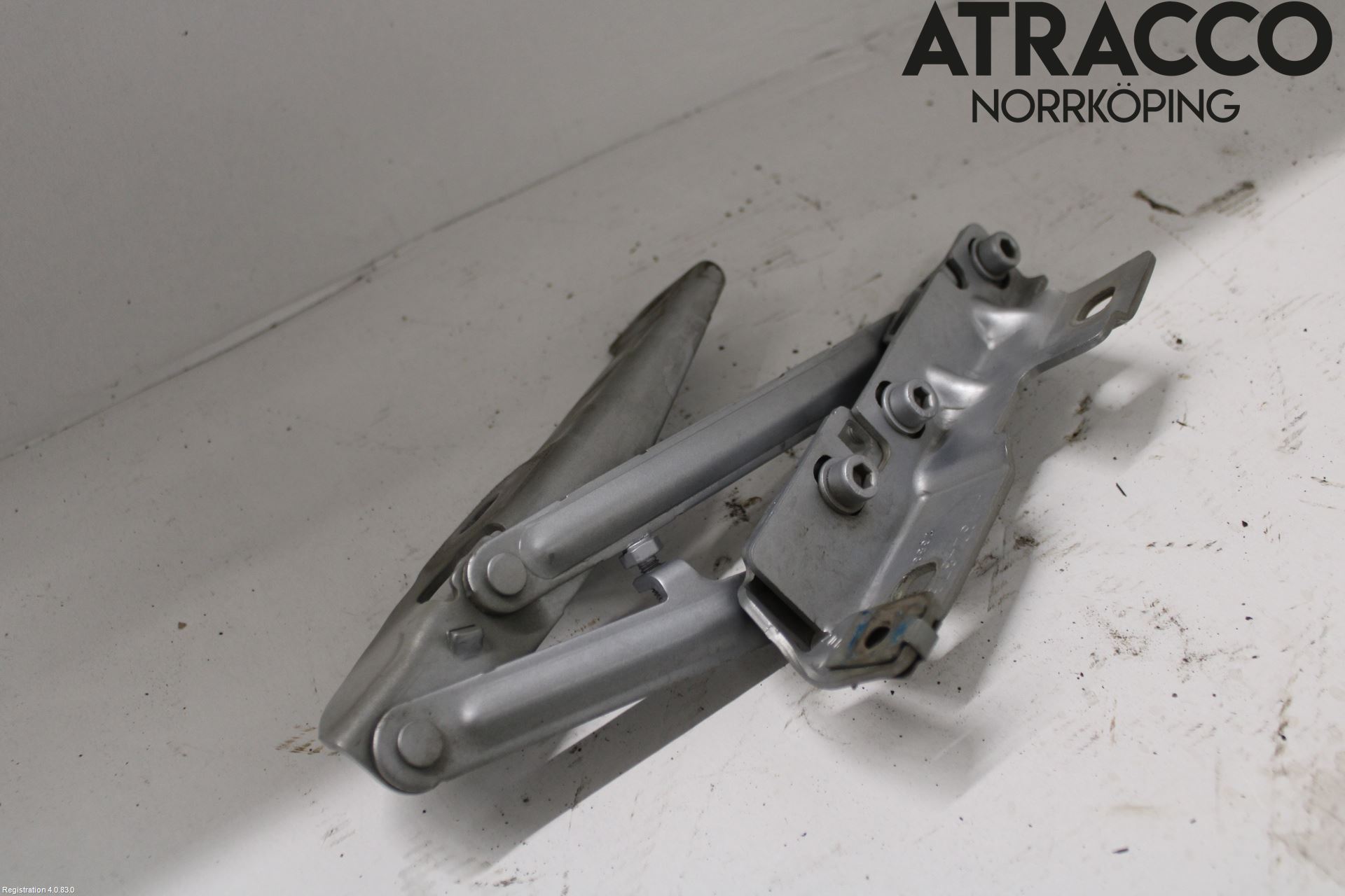 Opel INSIGNIA 09-16 Panser Hengsel - Hengsler