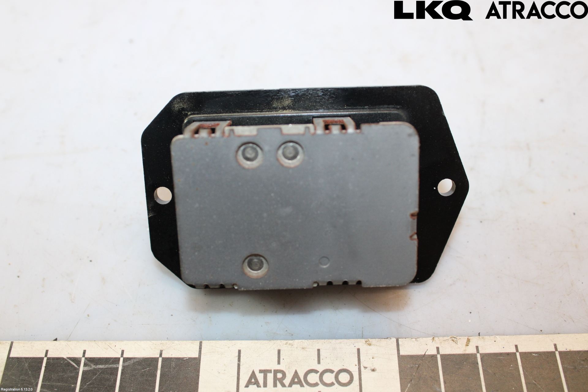 Toyota VERSO-S 11-16 Varmeapparat Viftemotstand