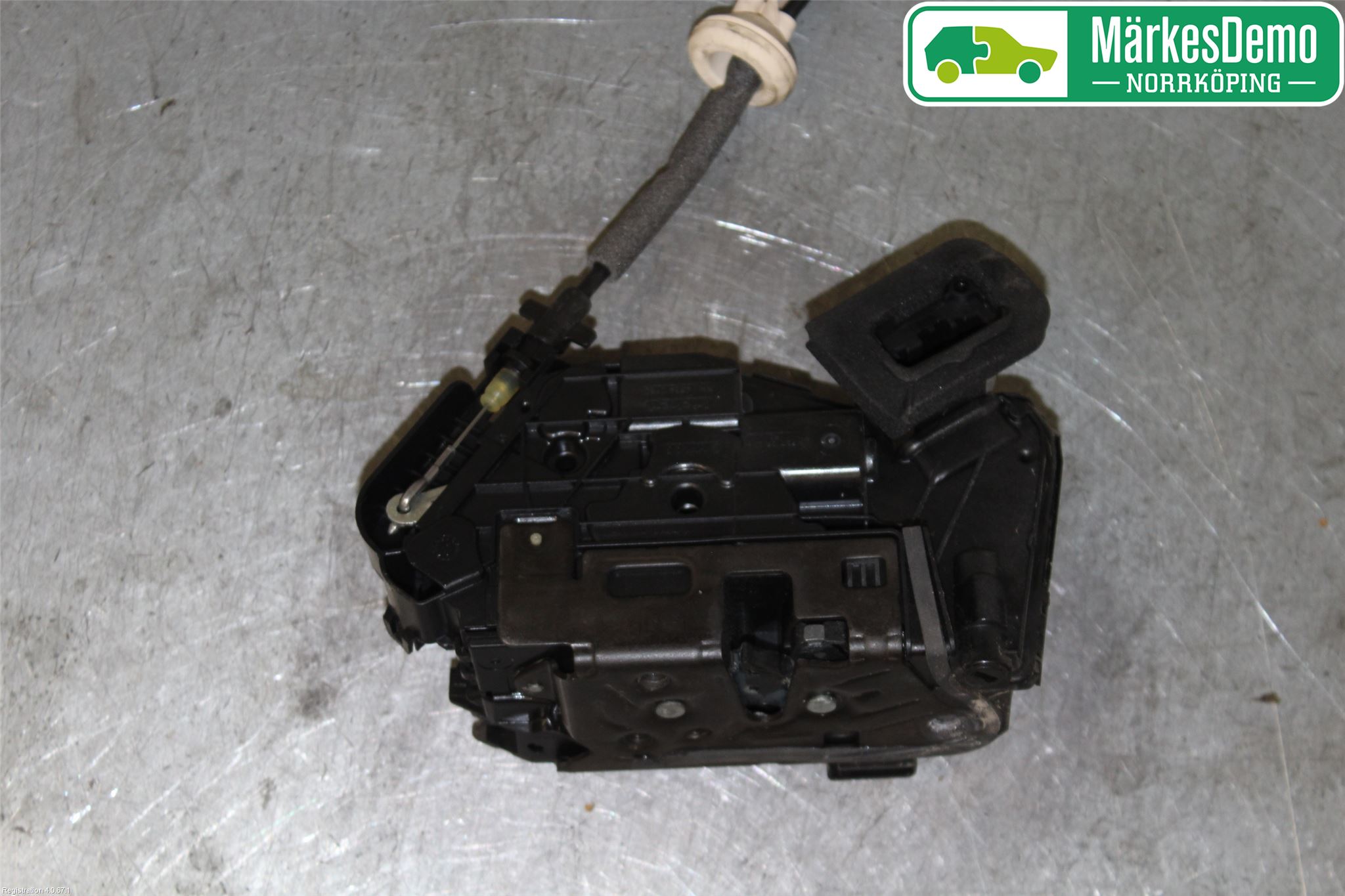 Volkswagen VW GOLF / E-GOLF VII 13-20 Dørlås - Låsekasse