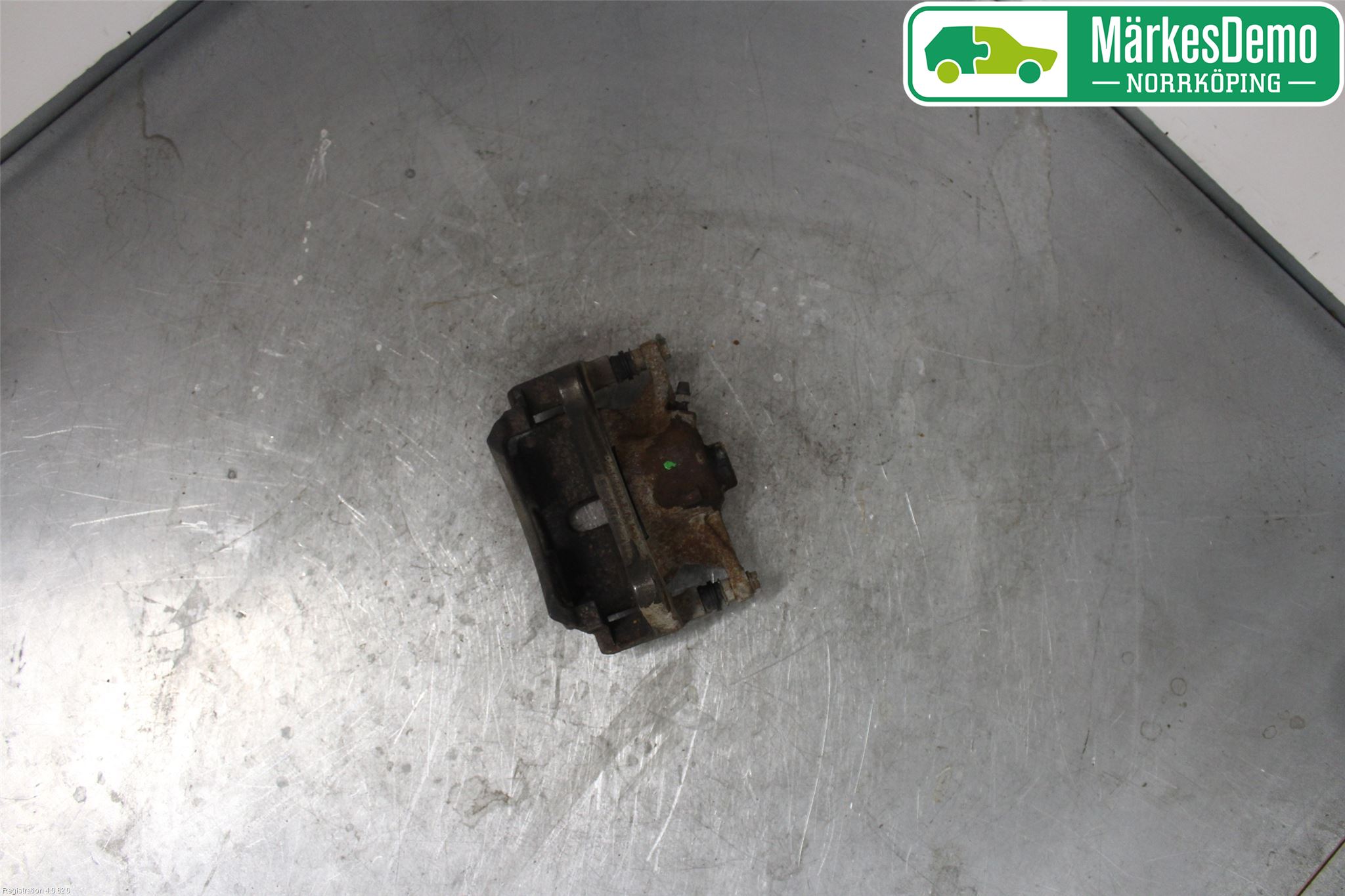 Volkswagen VW PASSAT 15-19 Bremsecaliper Foran Venstre