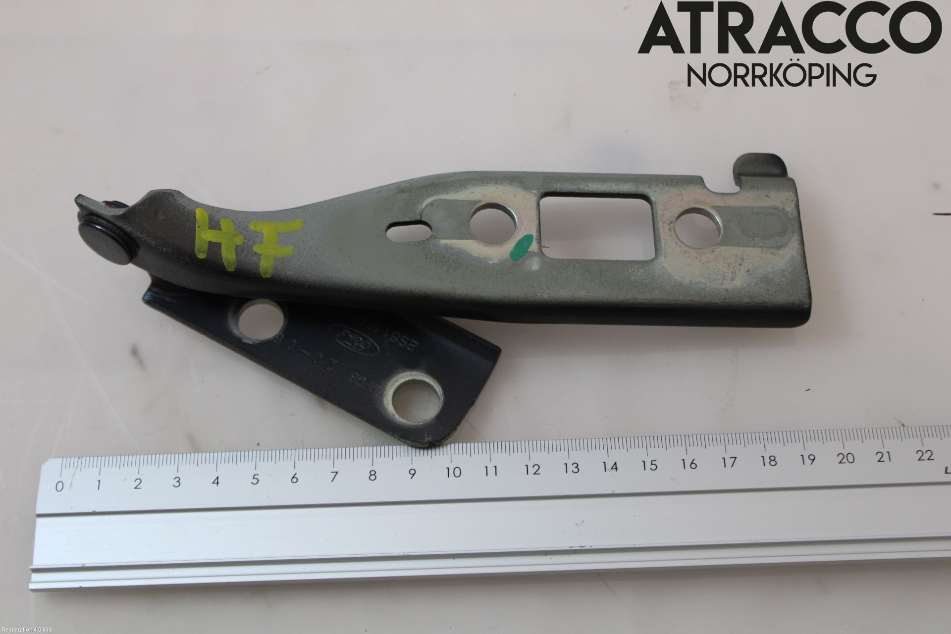 Ford FIESTA     06-08 Panser Hengsel - Hengsler