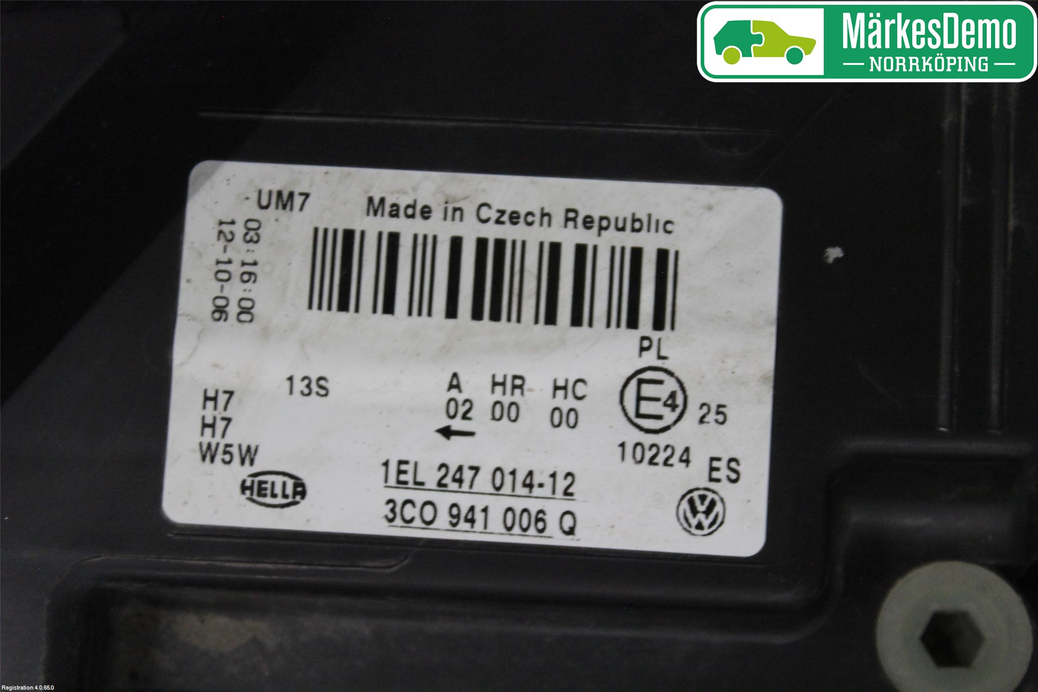Volkswagen VW PASSAT 05-11 Frontlykt Høyre