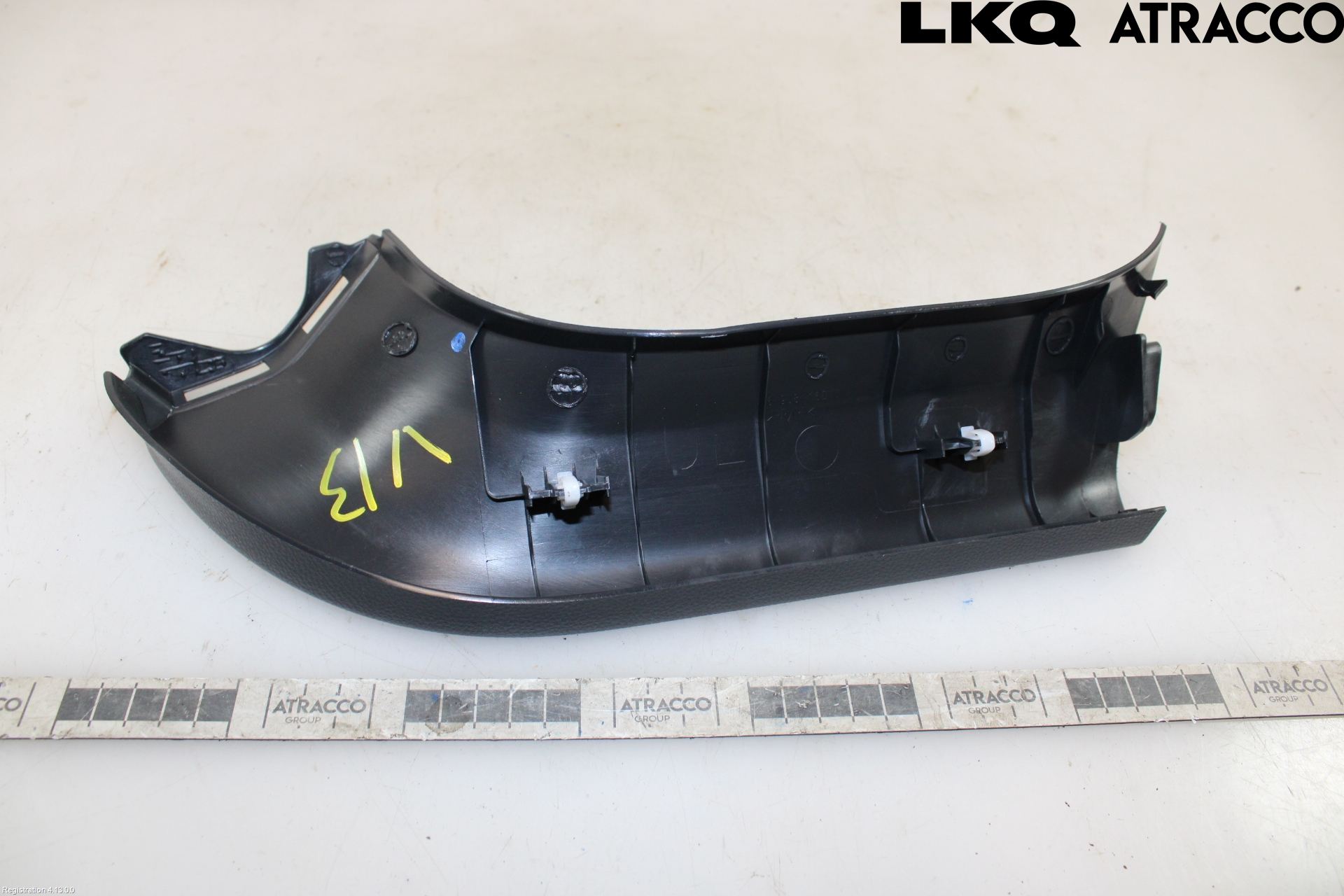 Toyota COROLLA CROSS XG10 22- Innr Bakluketrekk