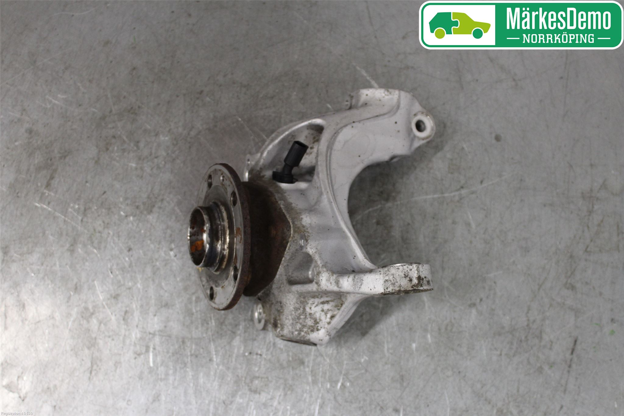 Volkswagen VW GOLF / E-GOLF VII 13-20 Spindel Vf
