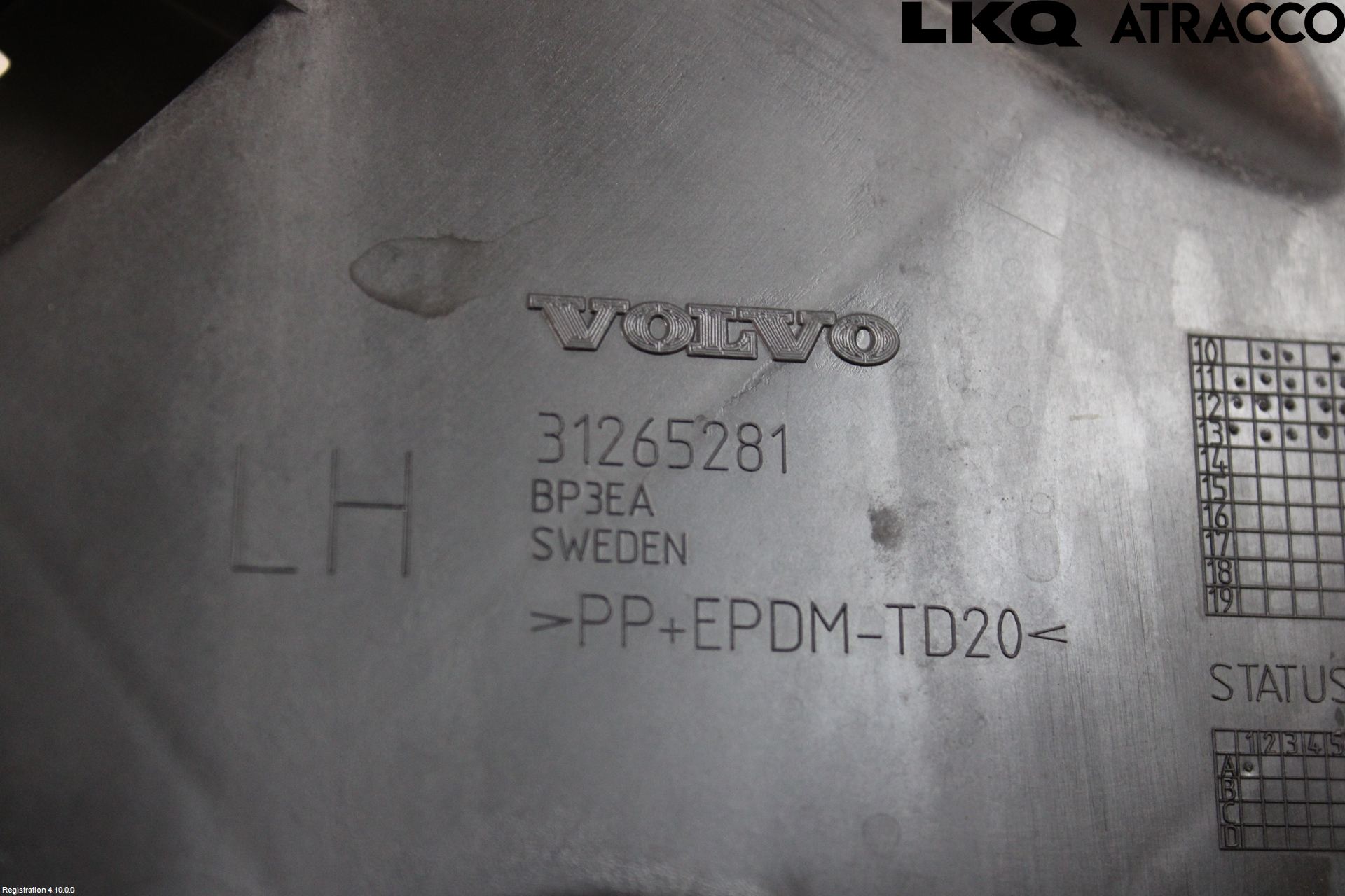 Volvo V60 14-18 Støtfangerfeste Bak Venstre