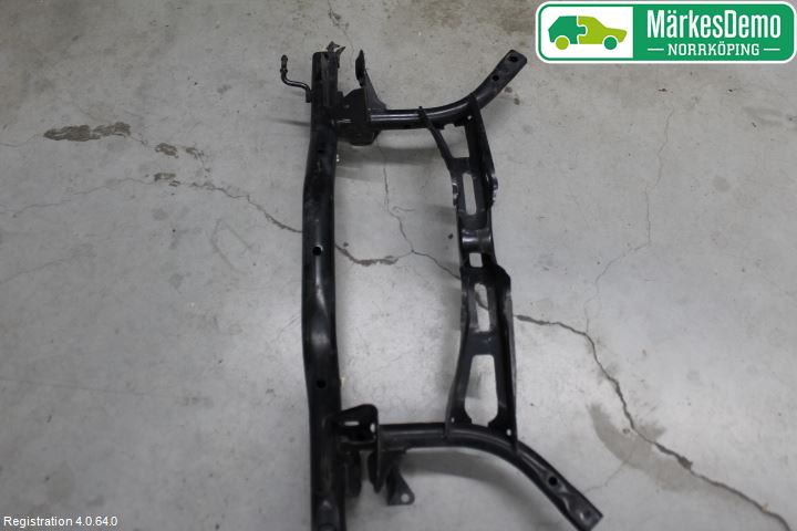 Skoda OCTAVIA (5E) 13-20 Bakaksel Feste Travers-Ramme