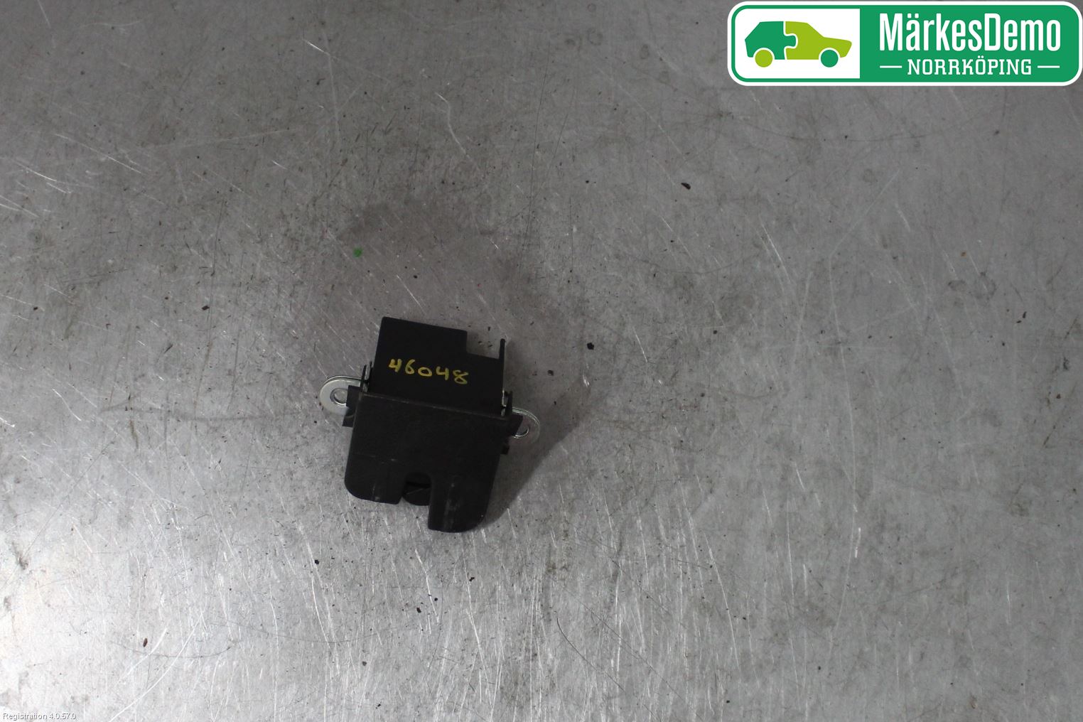 Volkswagen VW POLO 10-17 Bakluke-Lokk Låsekasse
