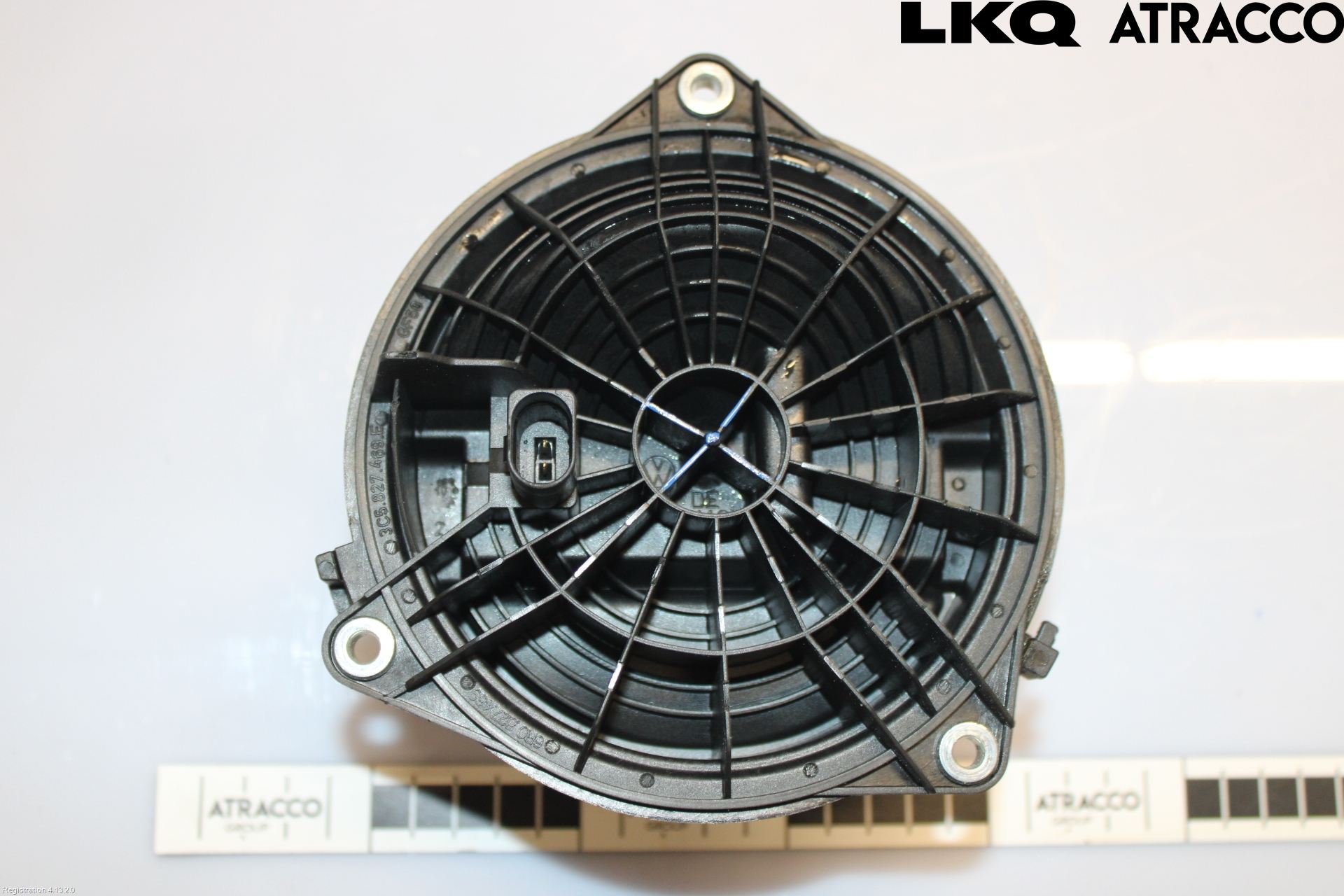 Volkswagen VW GOLF VI 09-13 Bakluke Handtak Ytre