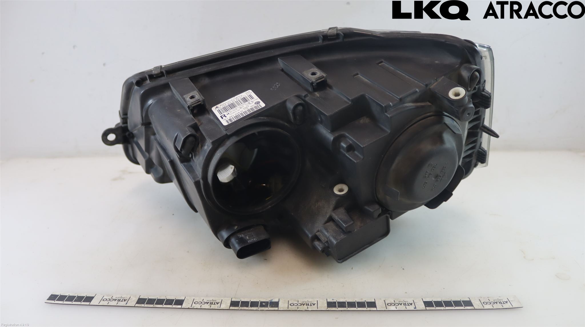 Volkswagen VW TRANSP/CARAVELLE (T5) 04-15 Frontlykt Høyre