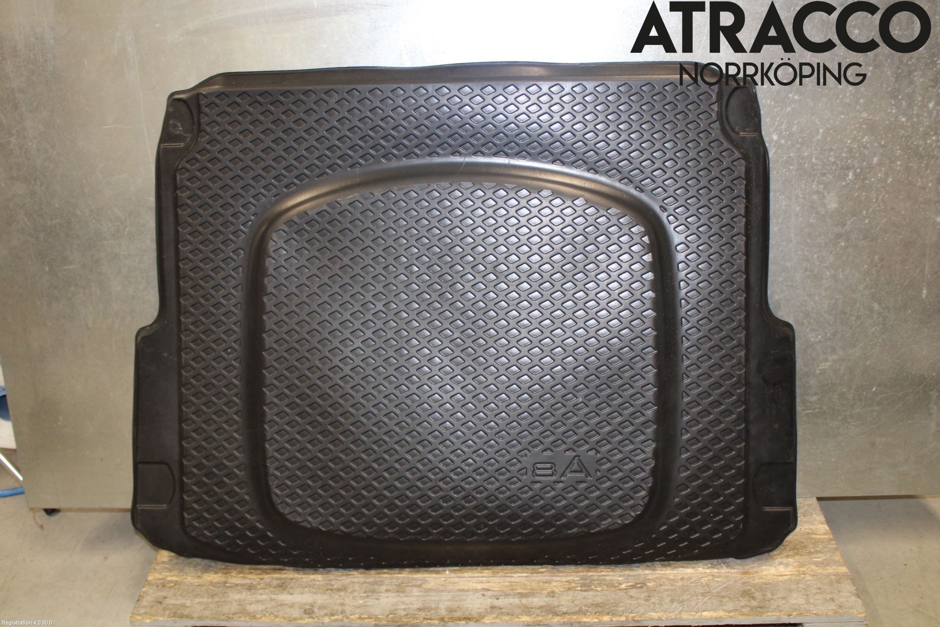 Audi A8/S8 4H 10-17 Innr Matte Bagasjerom