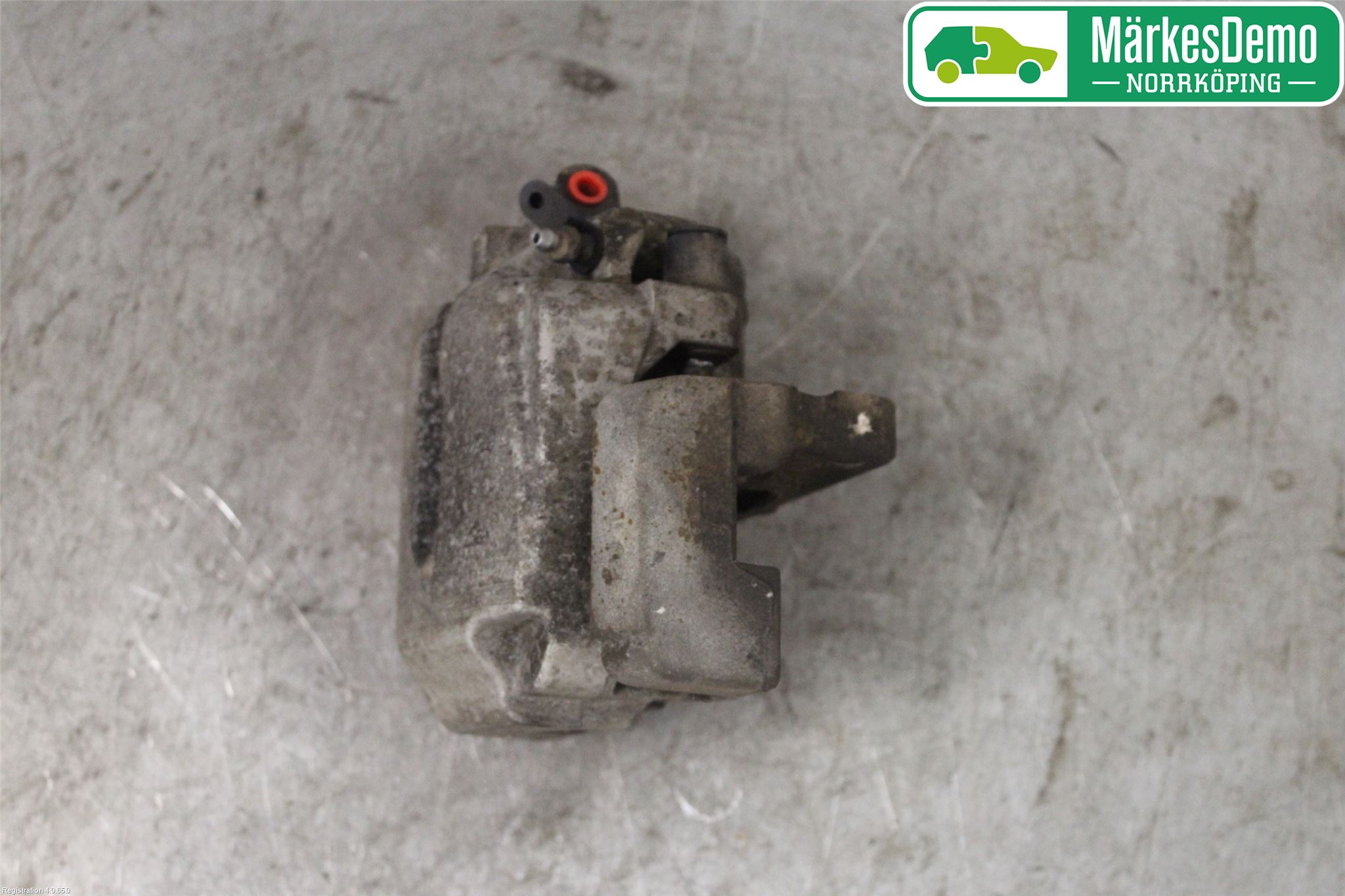 BMW 5 F10/F11/F18 09-17 Bremsecaliper Foran Høyre