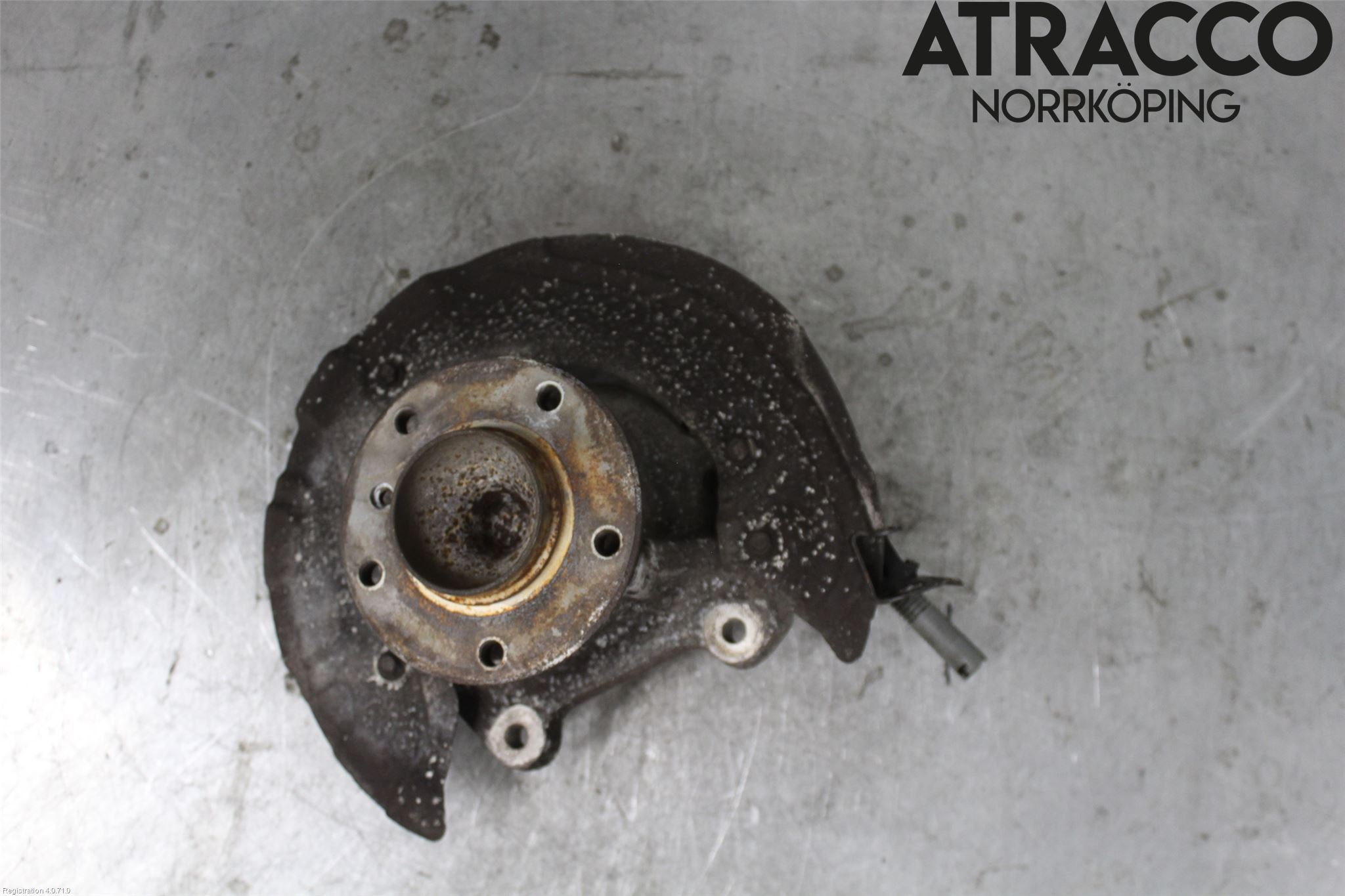 BMW 1 E87/81 5D/3D 03-11 Spindel Vf