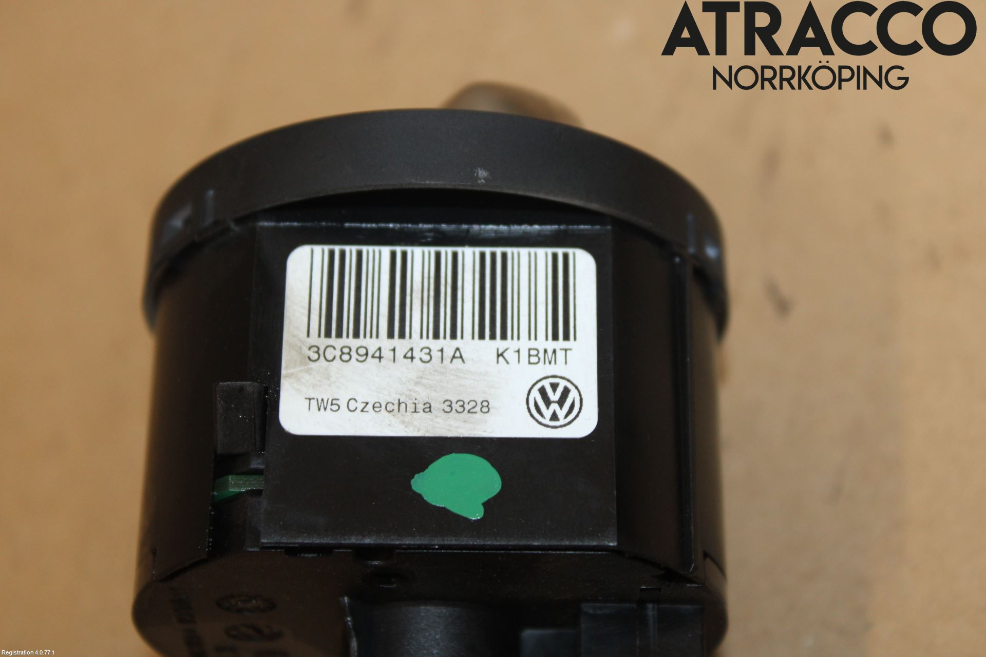 Volkswagen VW AMAROK 2H 10-22 Bryter Hovedlys