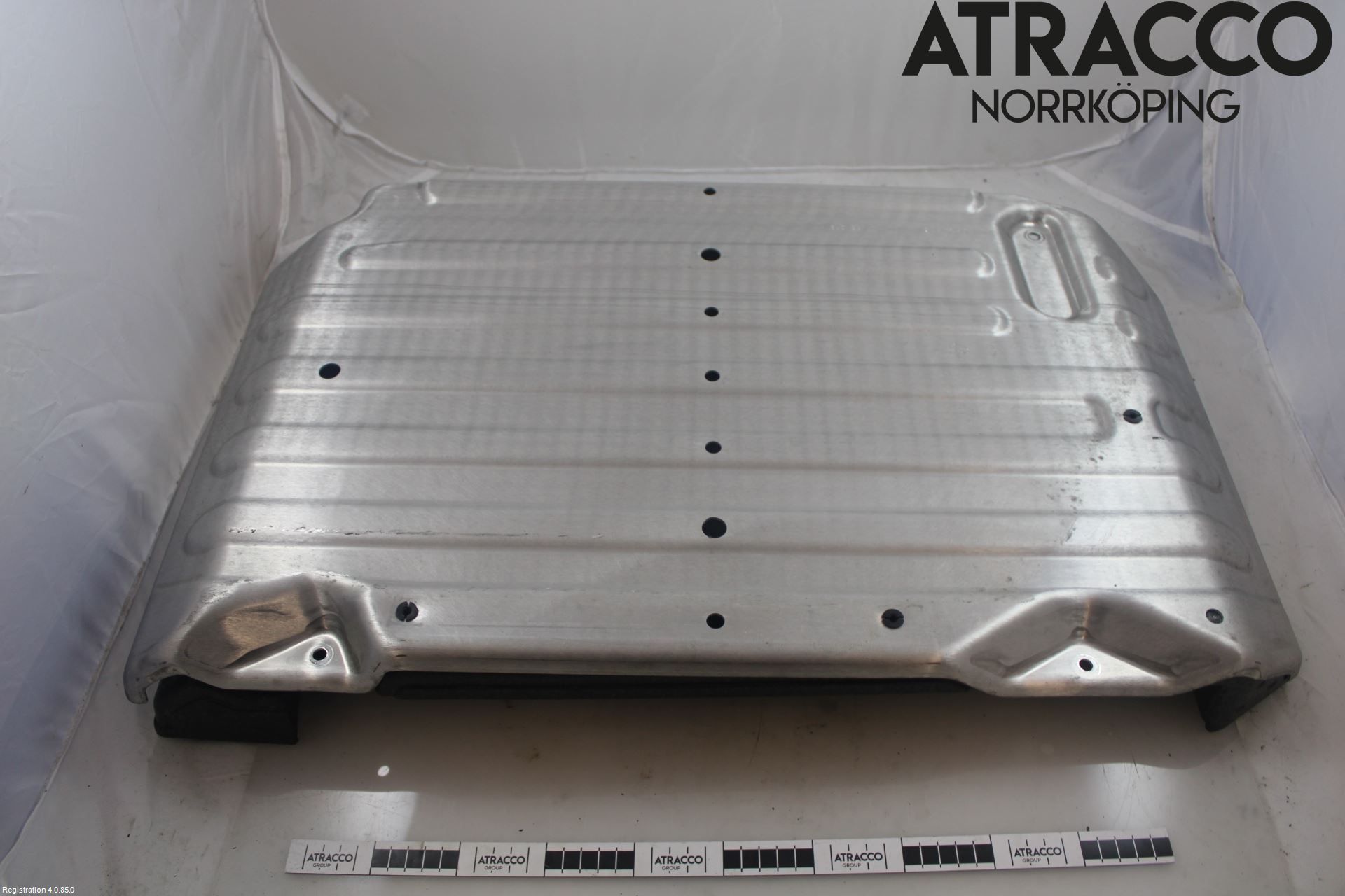 Volkswagen VW TRANSP/CARAVELLE (T7) 22-24 Bunnplate U Motor-Gear-Dørk