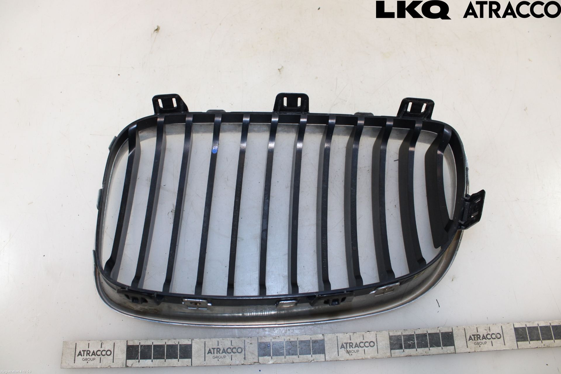 BMW 1 E87/81 5D/3D 03-11 Grilldel Høyre