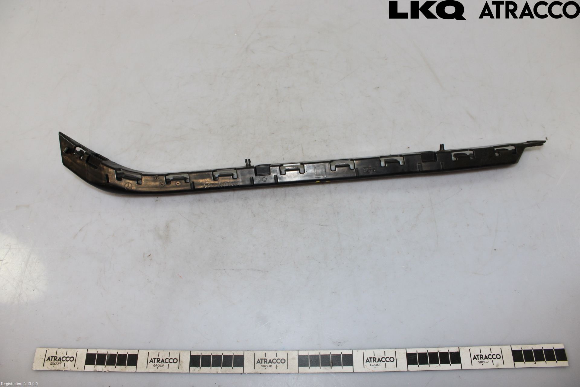 Mercedes-Benz MB E-KLASS (W212) 09-16 Støtfangerfeste Bak Venstre