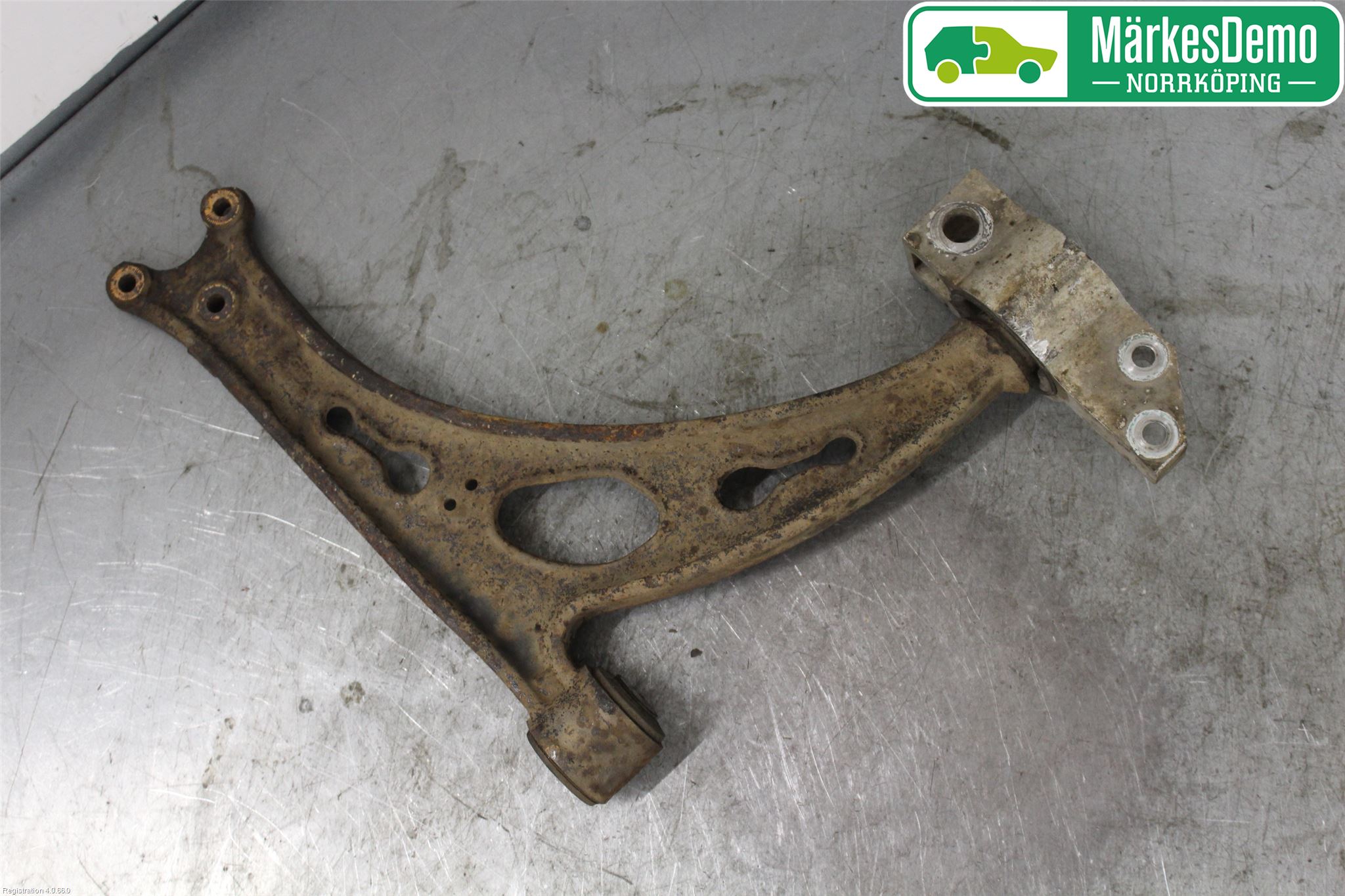 Volkswagen VW GOLF PLUS/CROSS GOLF 04-14 Bærearm Foran Venstre Nedre