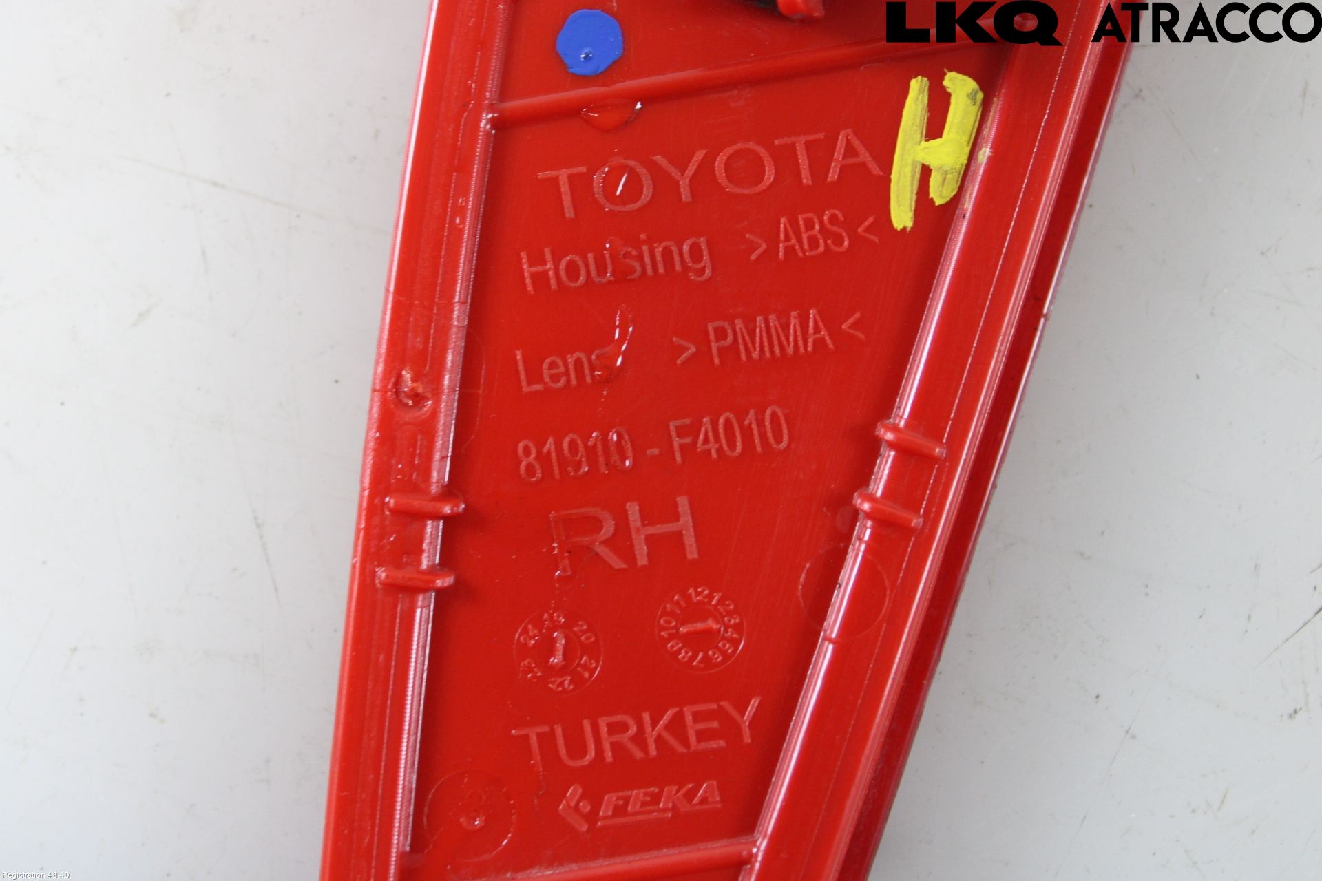Toyota YARIS XP21 20- Refleks Bak