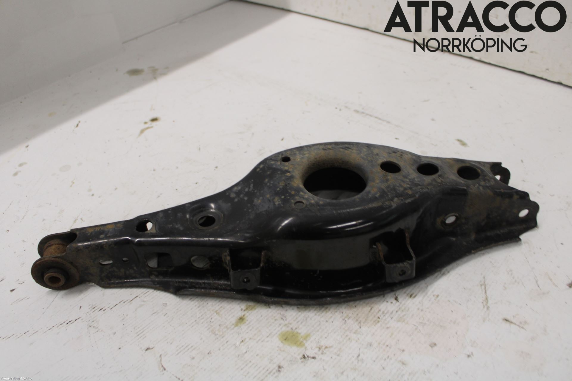 Toyota AURIS 13-19 Bærearm Bak Høyre