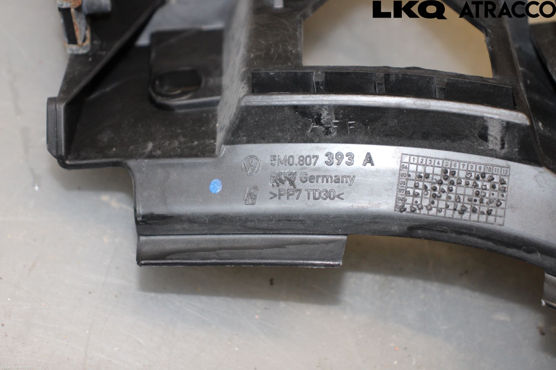 Volkswagen VW GOLF PLUS/CROSS GOLF 04-14 Støtfangerfeste Bak Venstre
