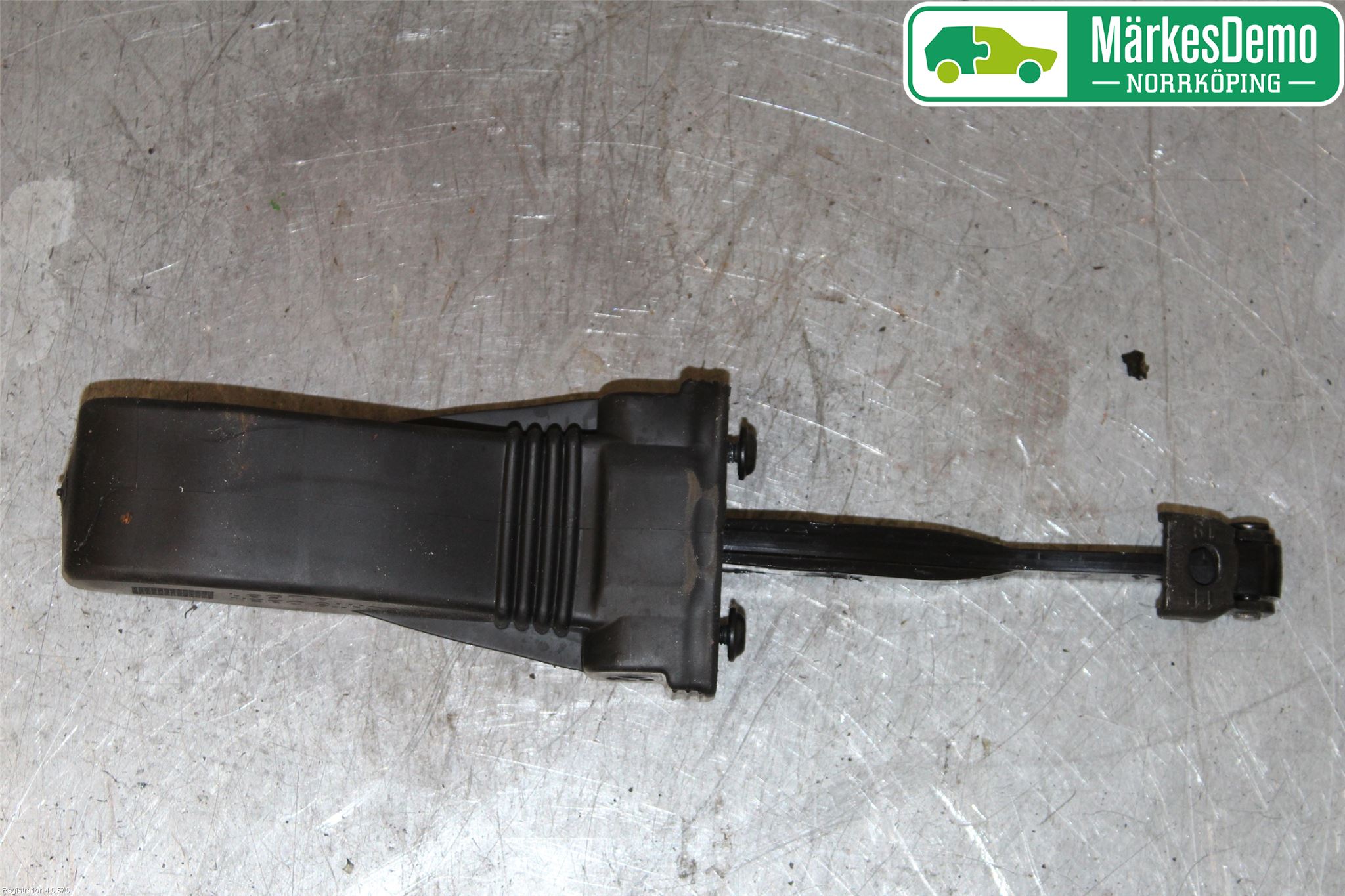 Audi A6 F2/C8 19- Dørstopper