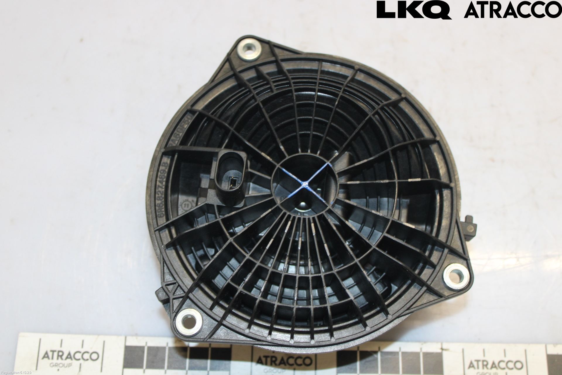 Volkswagen VW POLO 10-17 Bakluke Handtak Ytre