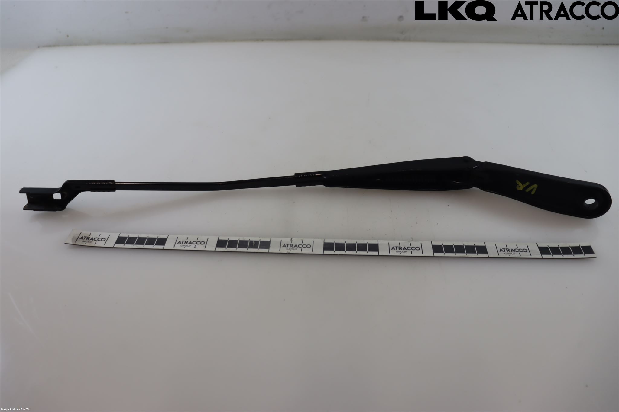 Volvo V70 08-13 Viskerarm-Armer Frontrute