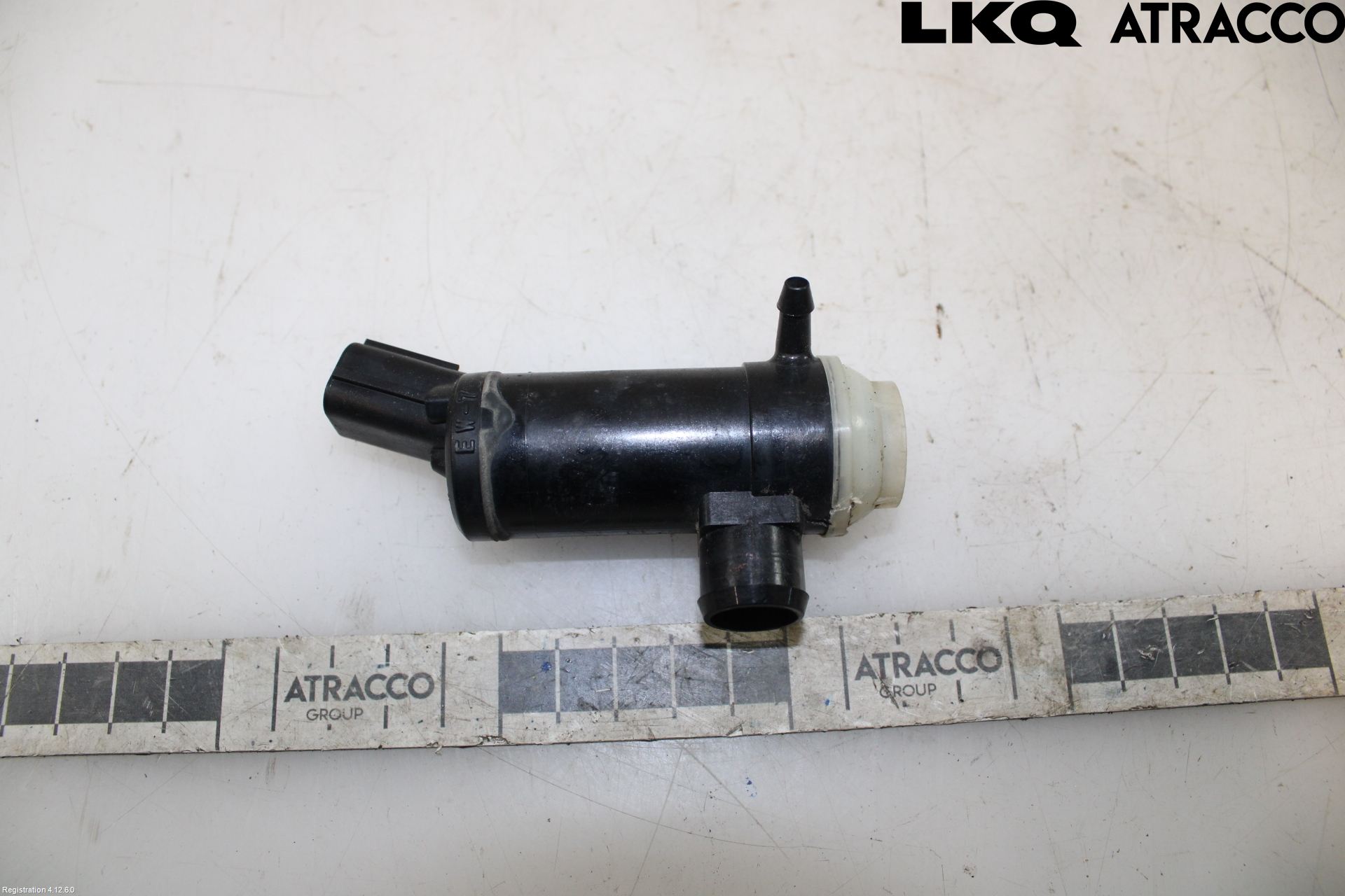 Subaru LEGACY 10-14 Spylerpumpe Frontrute