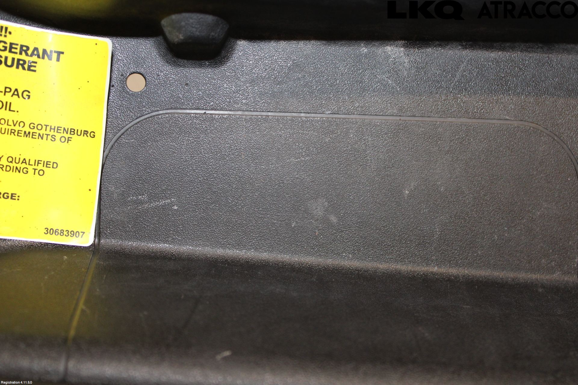 Volvo V50 04-07 Panserlåsplate-Bjelke