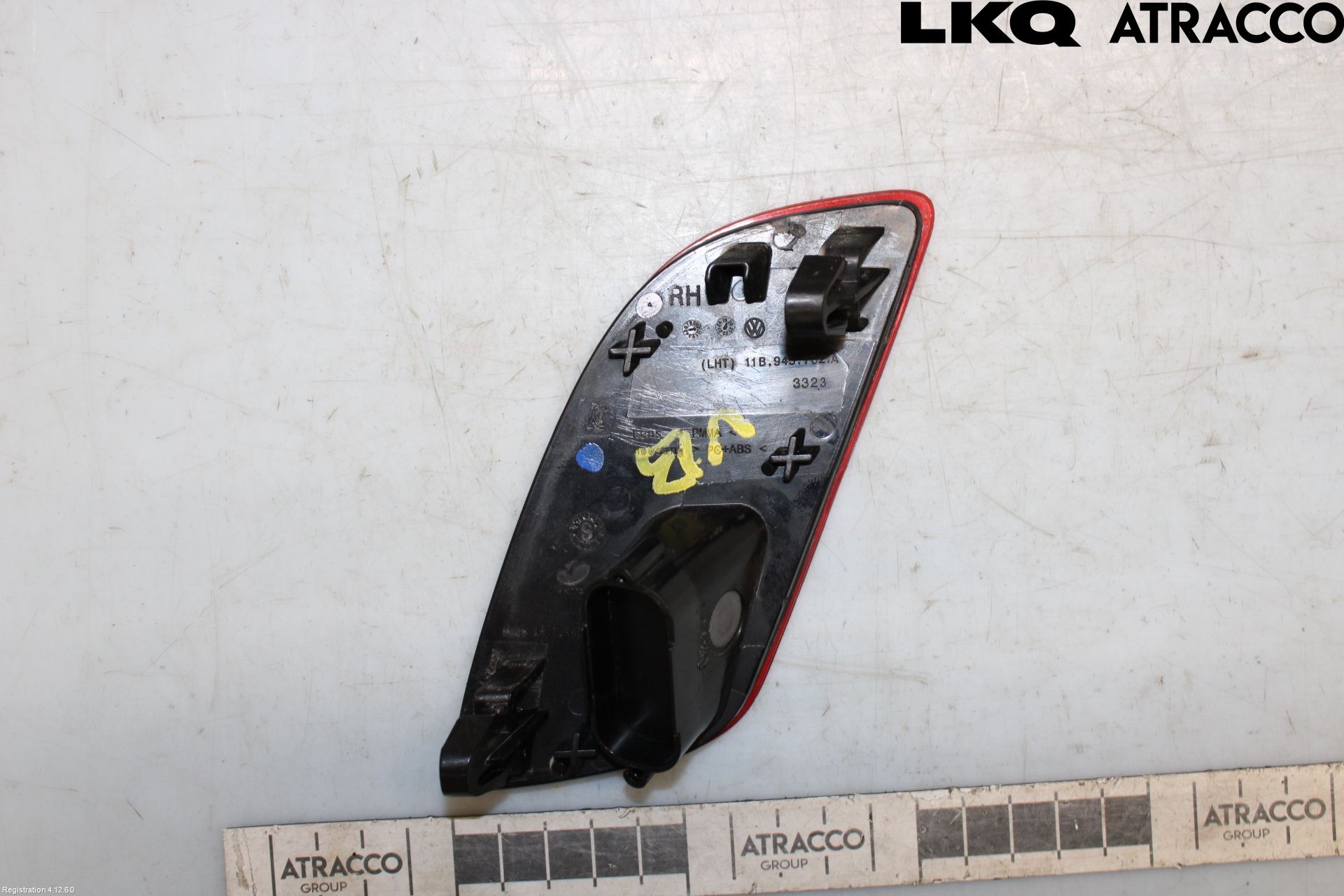 Volkswagen VW ID.4 21- Refleks Bak