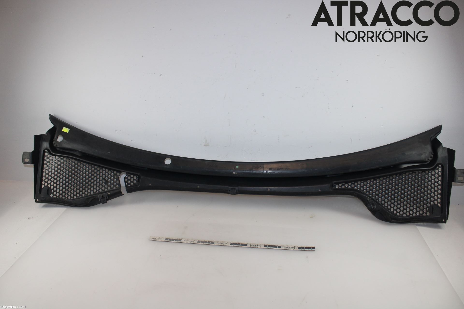 Seat LEON 13-20 Visker Deksel-Grill-Under Frr