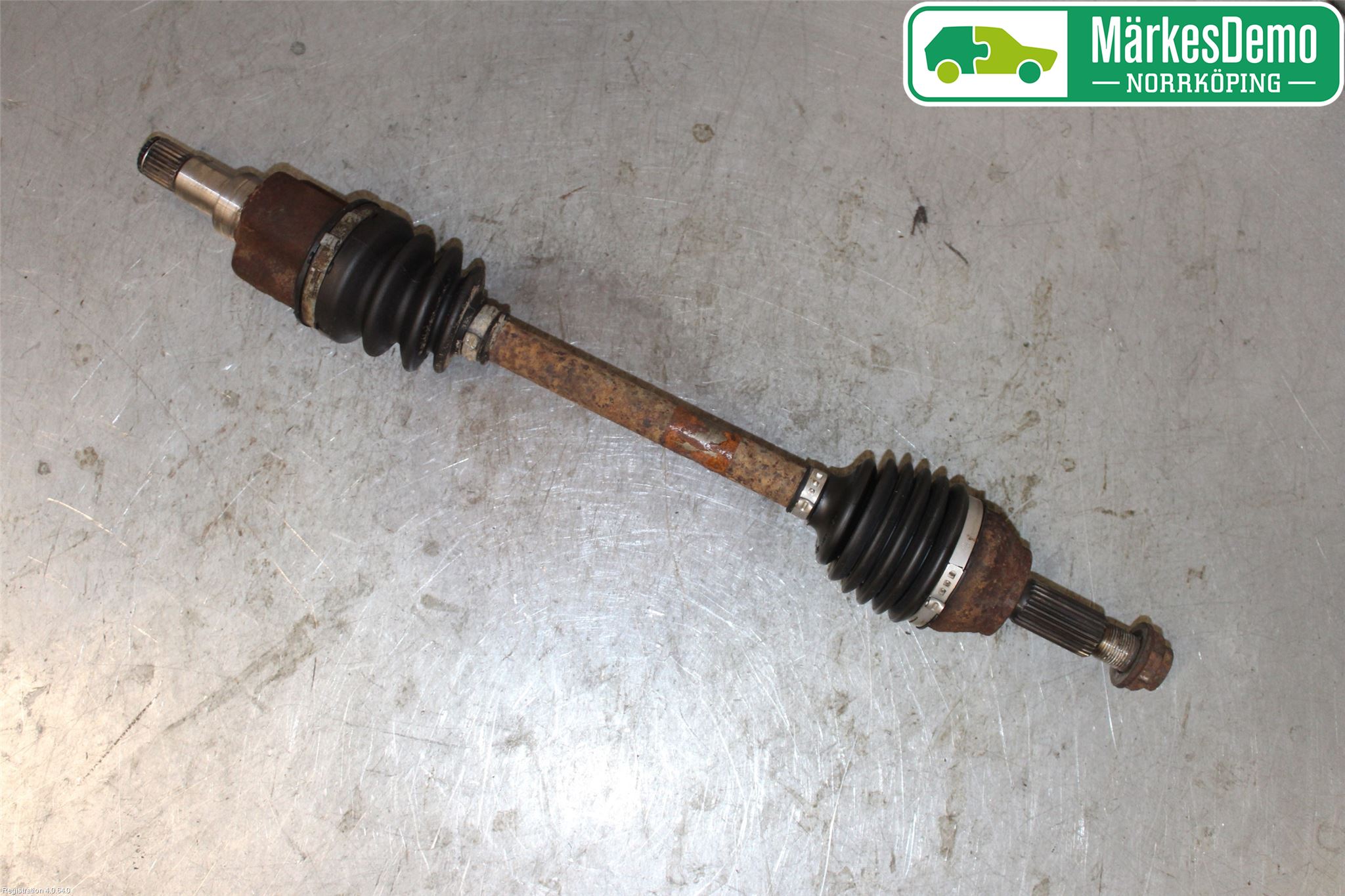 Ford FIESTA 09-12 Drivaksel Foran Kompl Venstre