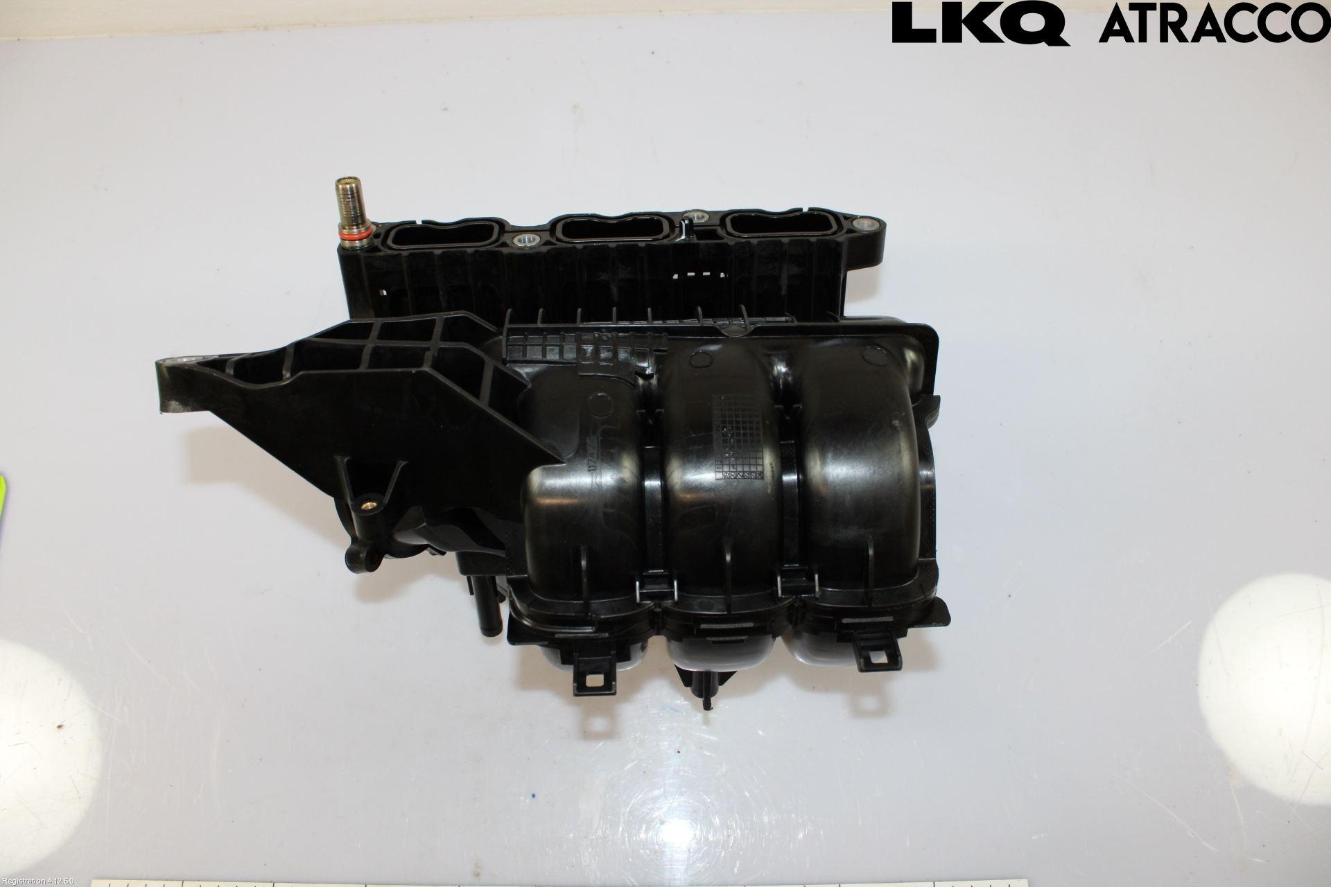 Toyota YARIS XP21 20- Innsugningsmanifold