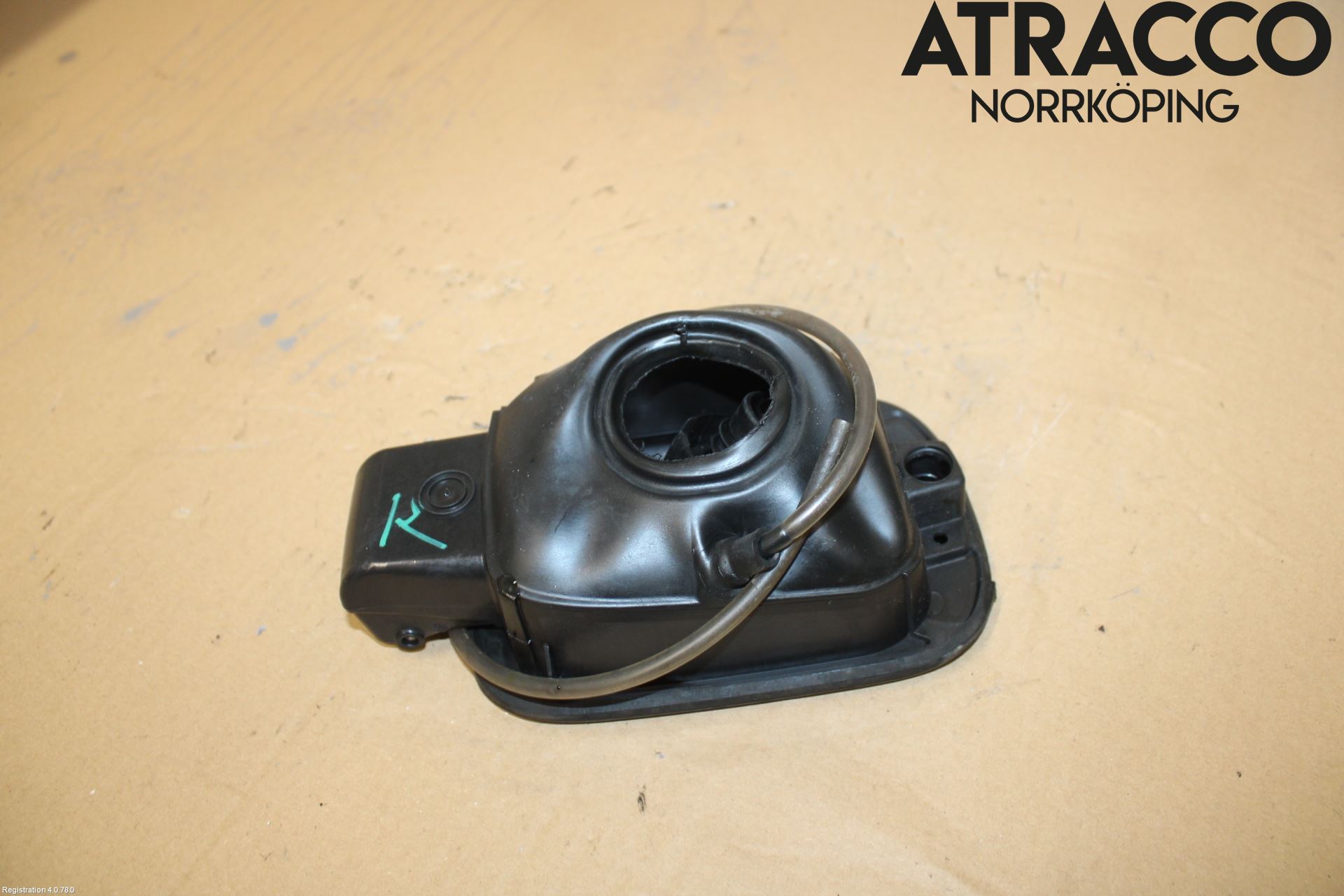 Volkswagen VW GOLF VI 09-13 Drivstoff Tankluke