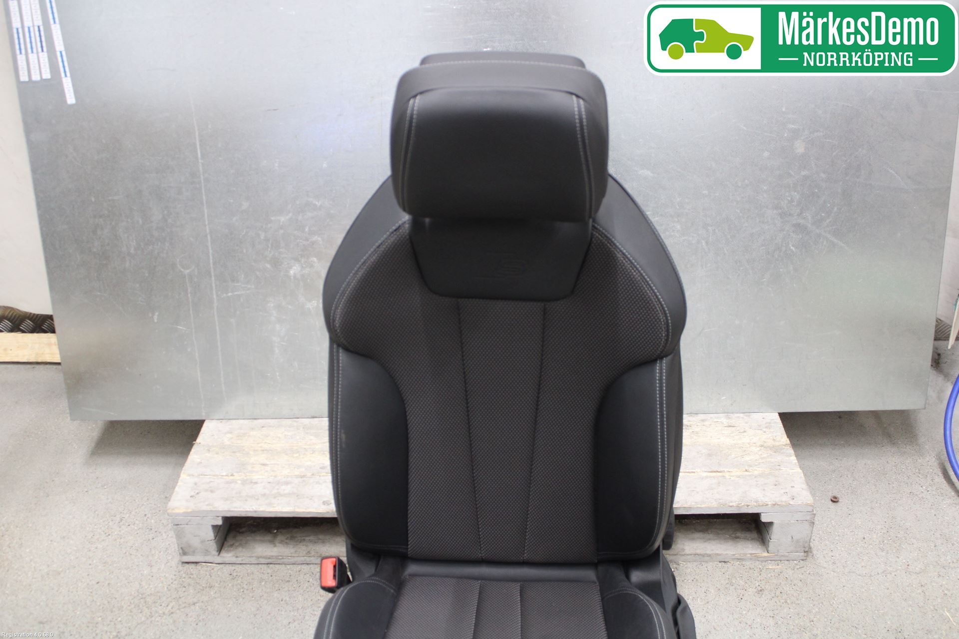 Audi A4/S4 B9 20- Innr Sete Foran Venstre