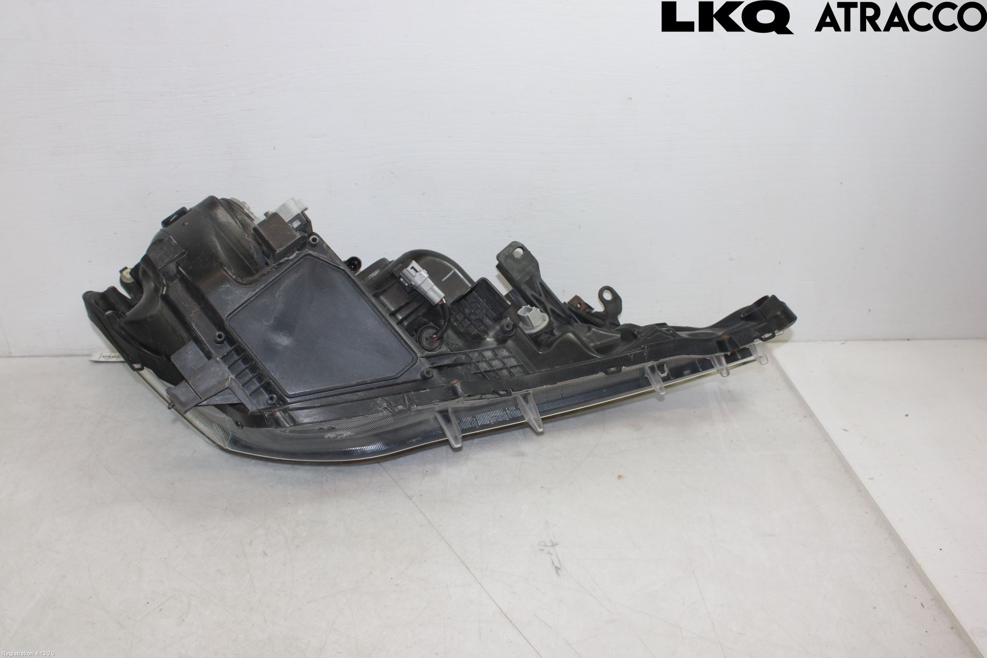 Toyota RAV4 13-18 Frontlykt Venstre