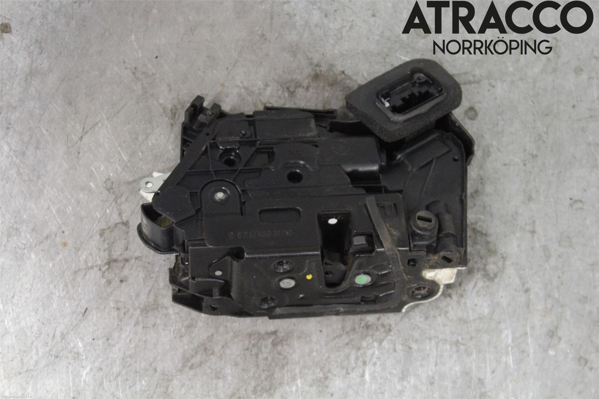Volkswagen VW POLO 10-17 Dørlås - Låsekasse