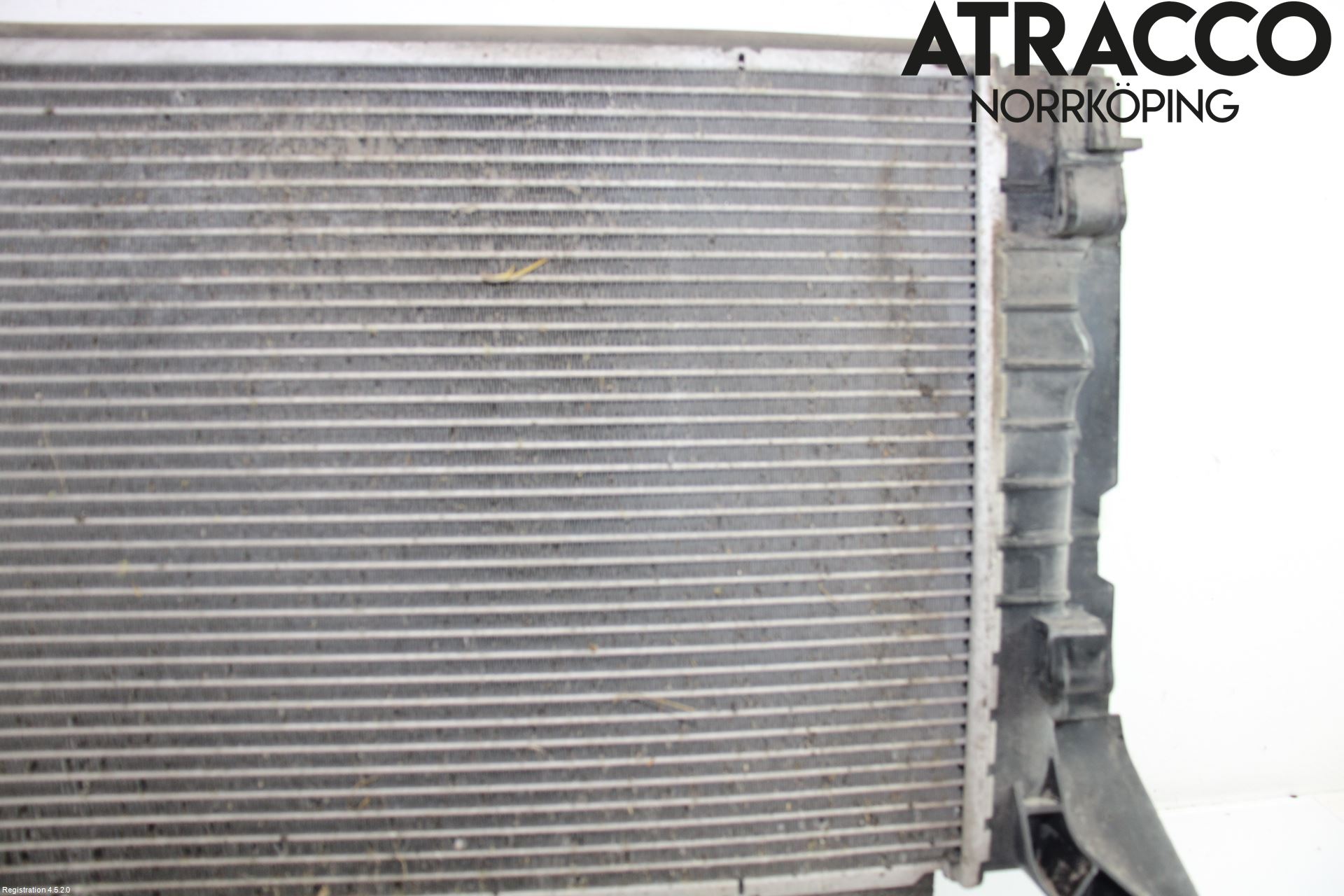 BMW 2 F46 GRAN TOURER 15-22 Radiator Automat