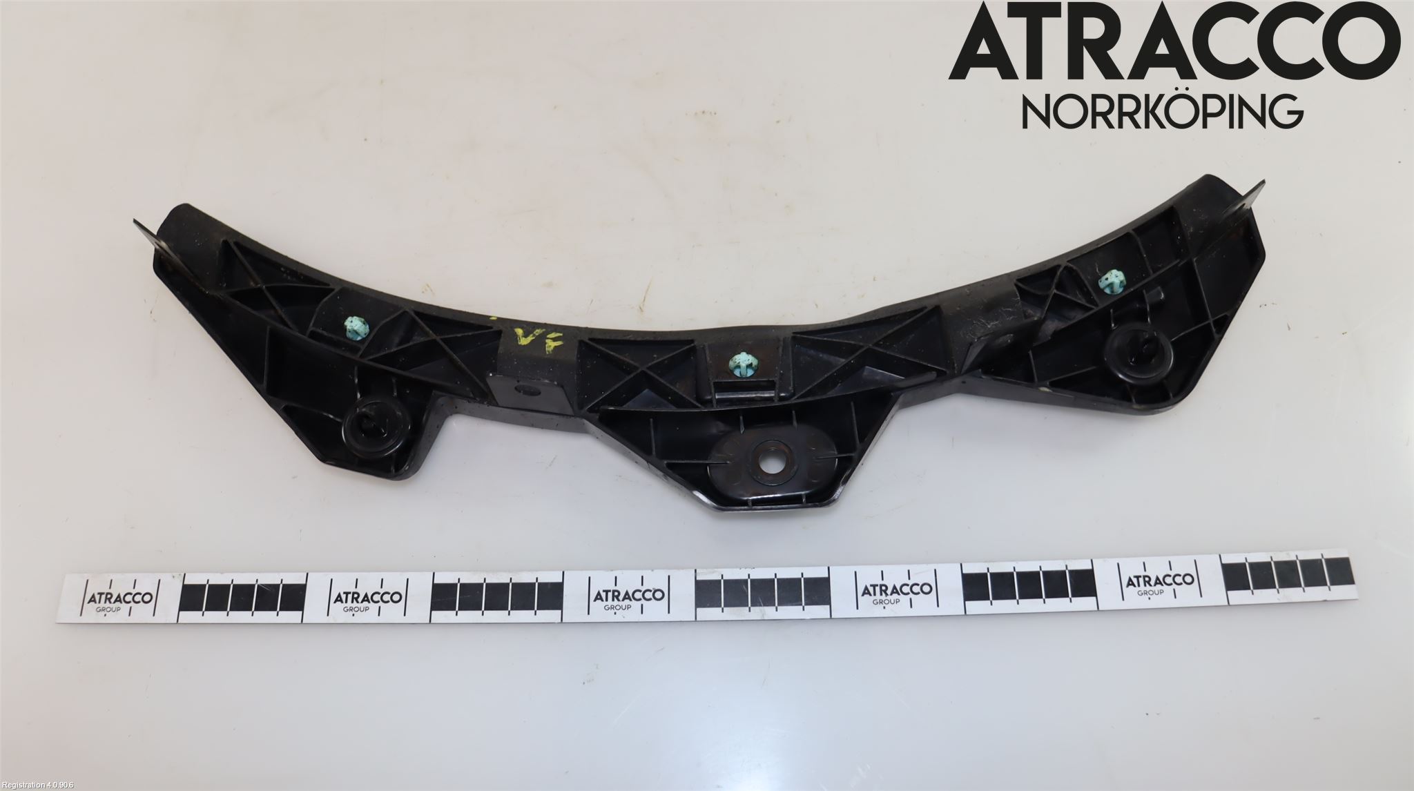 Mazda CX-3 Frontskjermfeste Venstre
