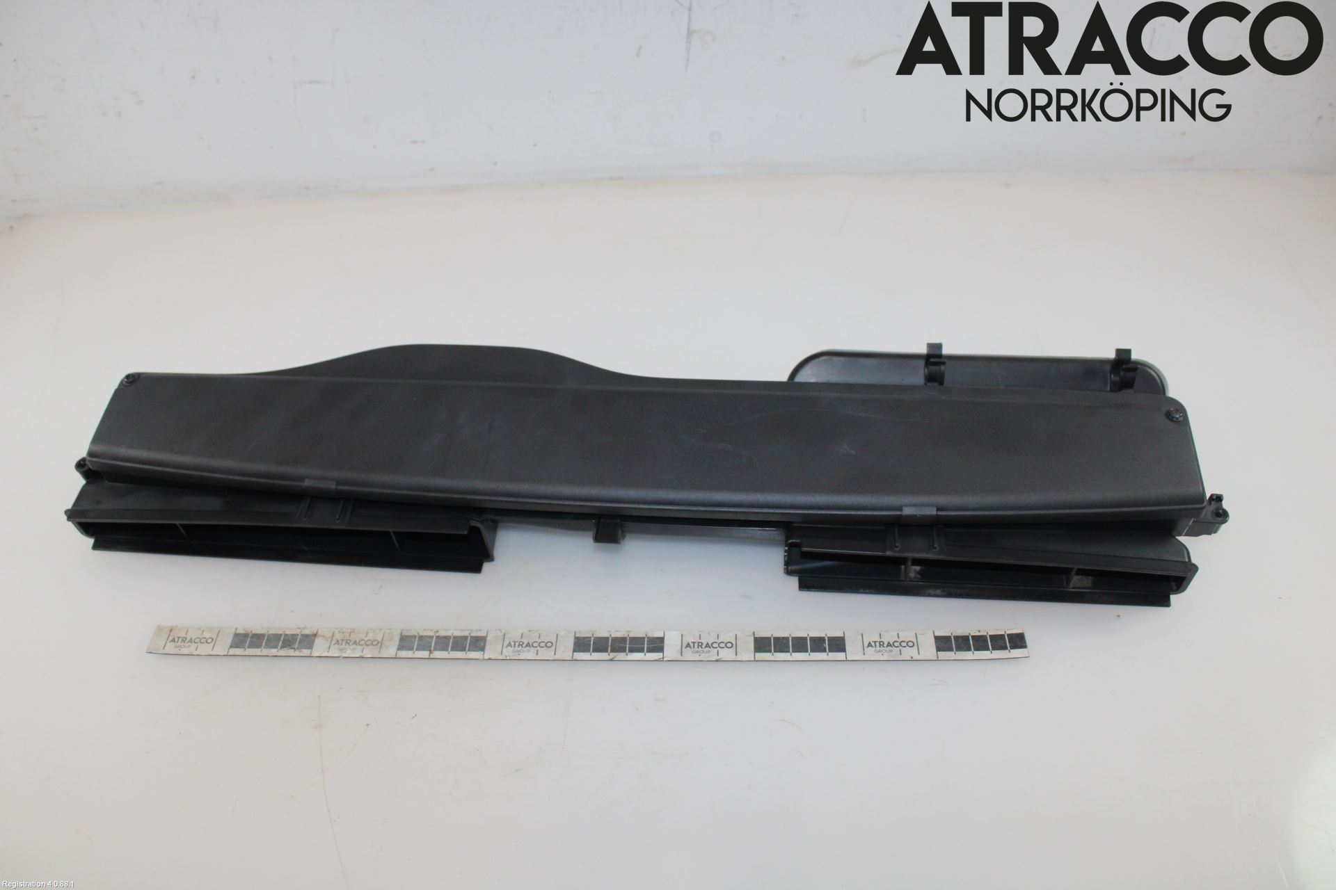 Audi Q3 F3 19- Luftstyring Front