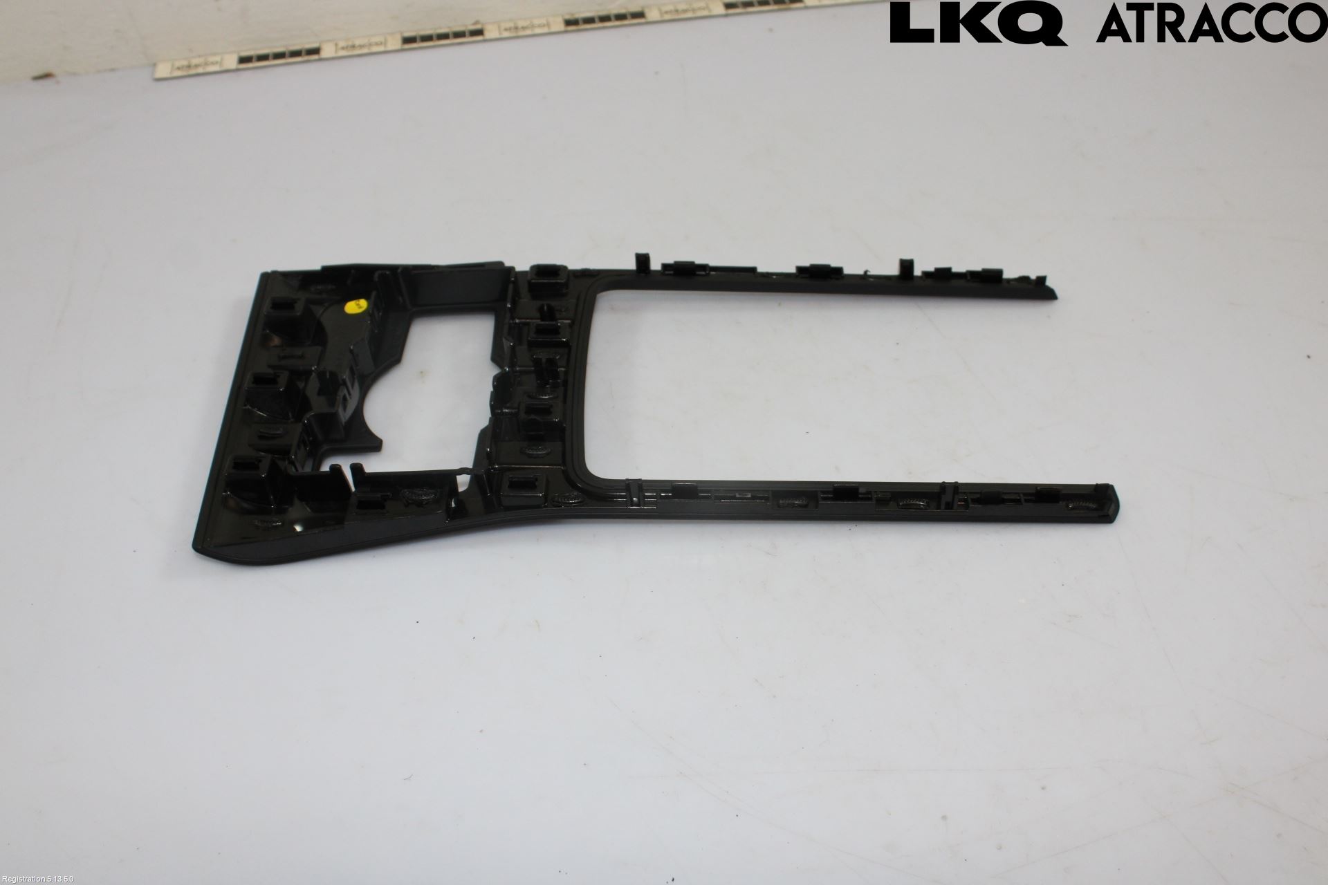 Volkswagen VW TIGUAN 24- Innr Konsoll-Lomme