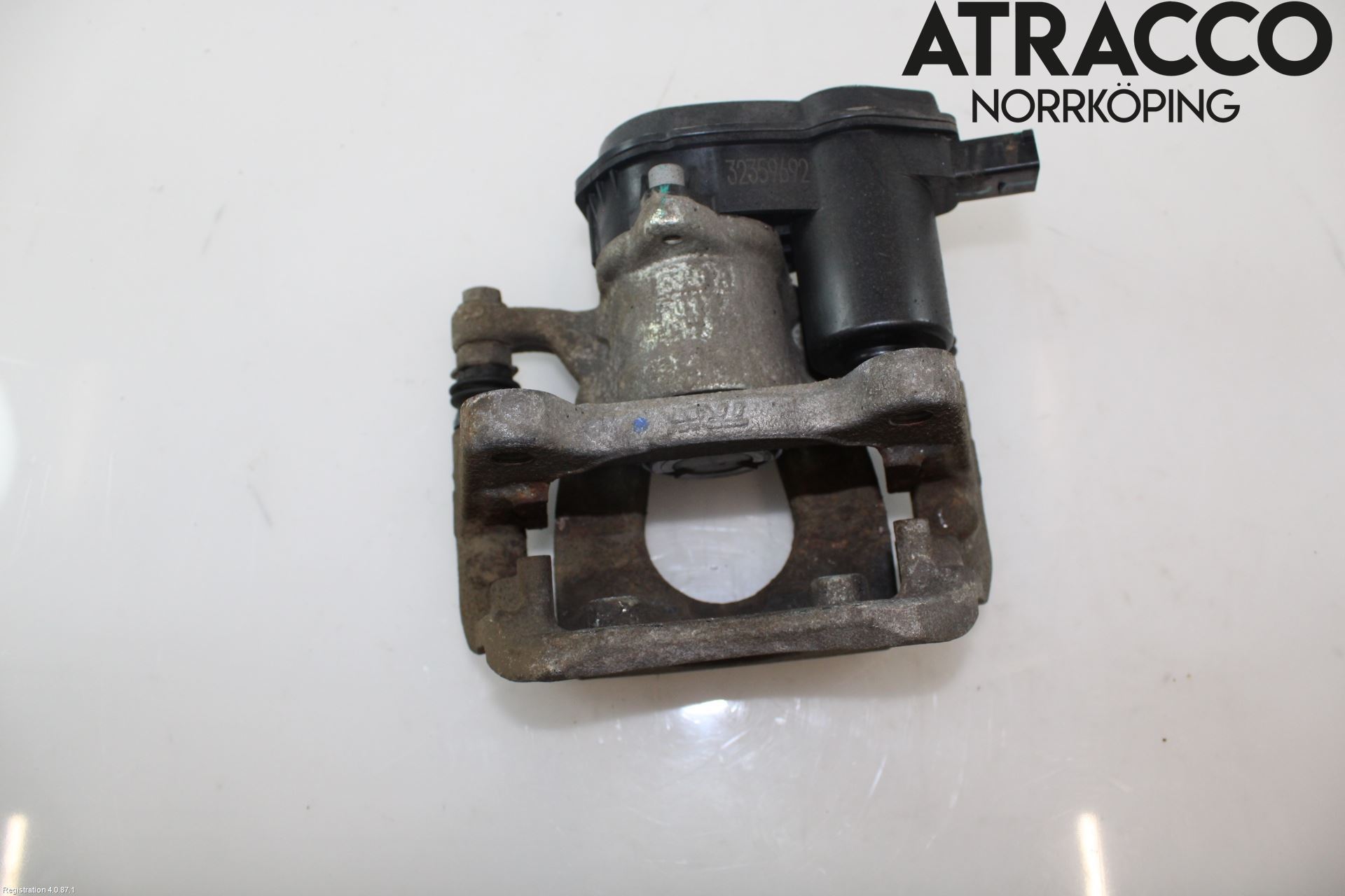 MG ZS EV 20- Bremsecaliper Bak Venstre