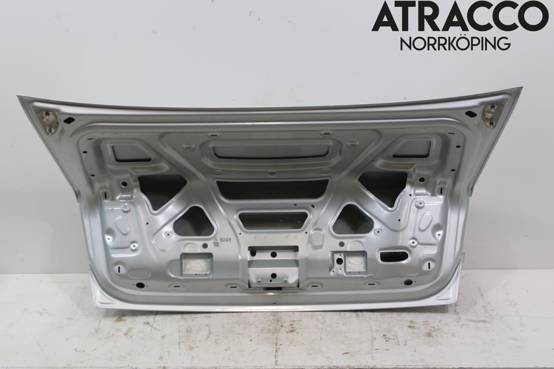 Audi A8/S8 4E  02-09 Bakluke Koffertlokk