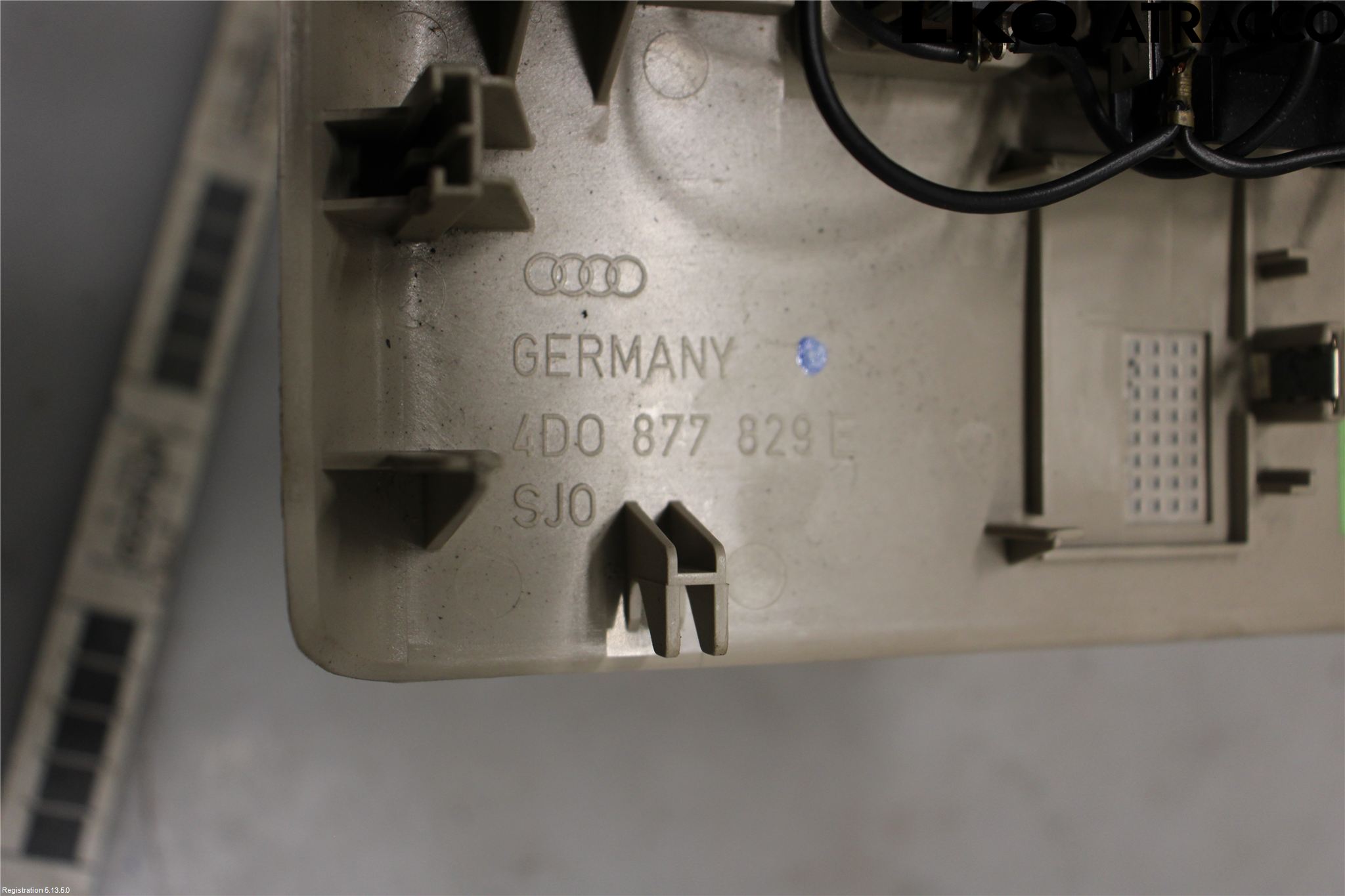 Audi A8/S8 4D 94-02 Innr Taklys
