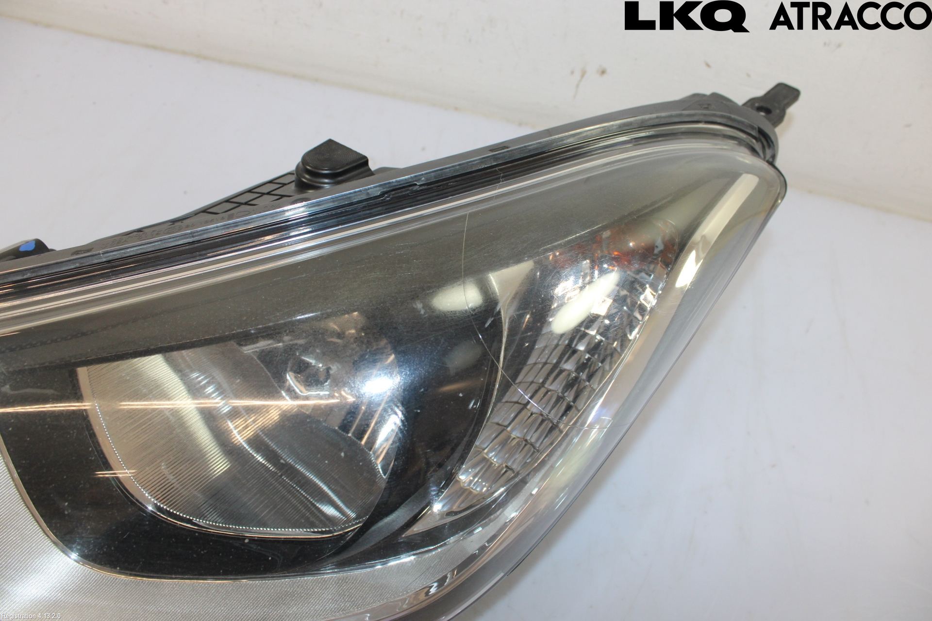 Hyundai i20 PB 09-14 Frontlykt Venstre