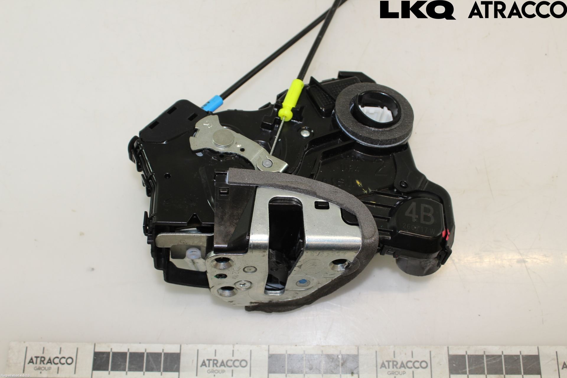 Toyota AURIS 13-19 Dørlås - Låsekasse